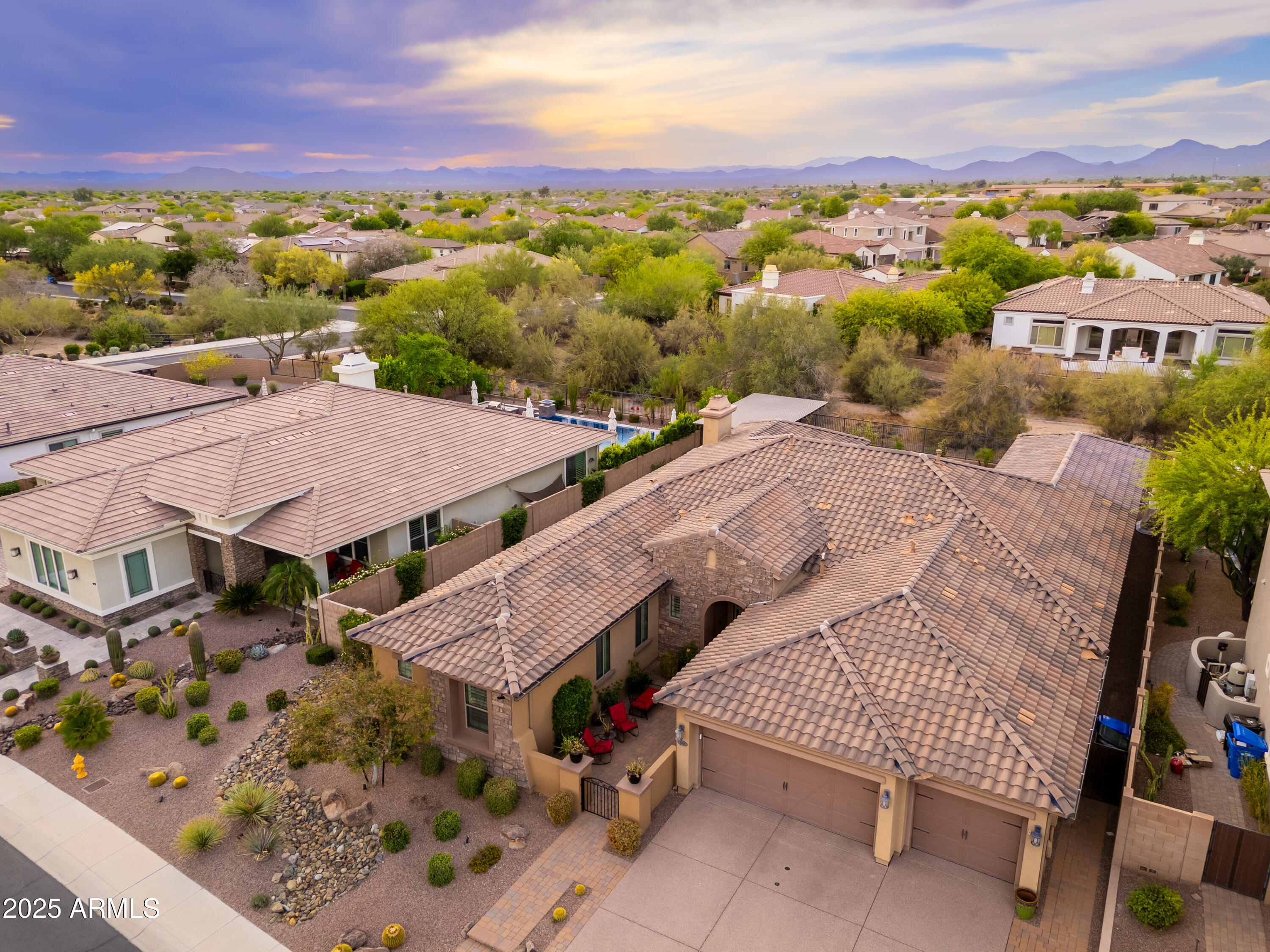 5428 E WINDSTONE Trail