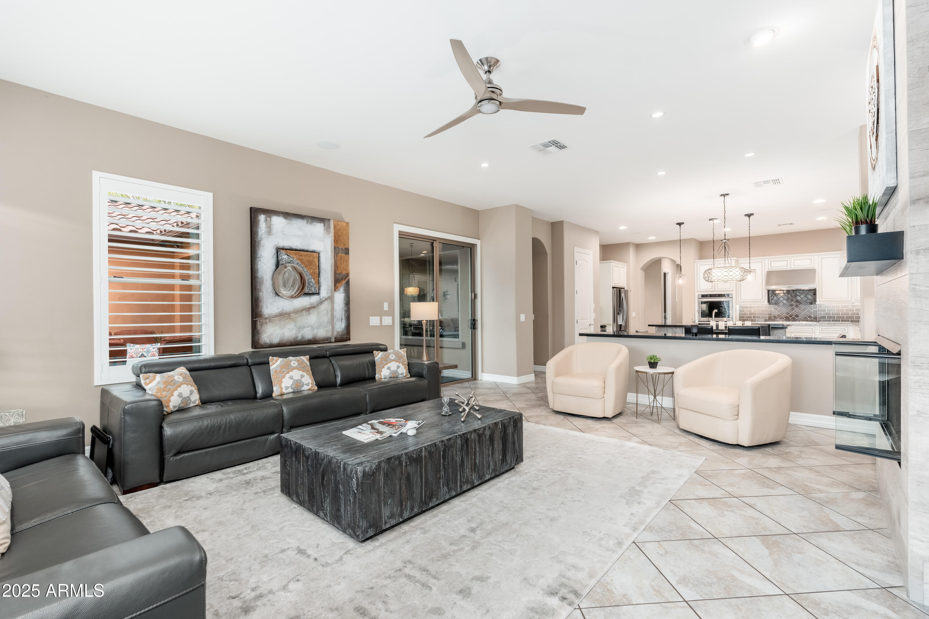 5428 E WINDSTONE Trail