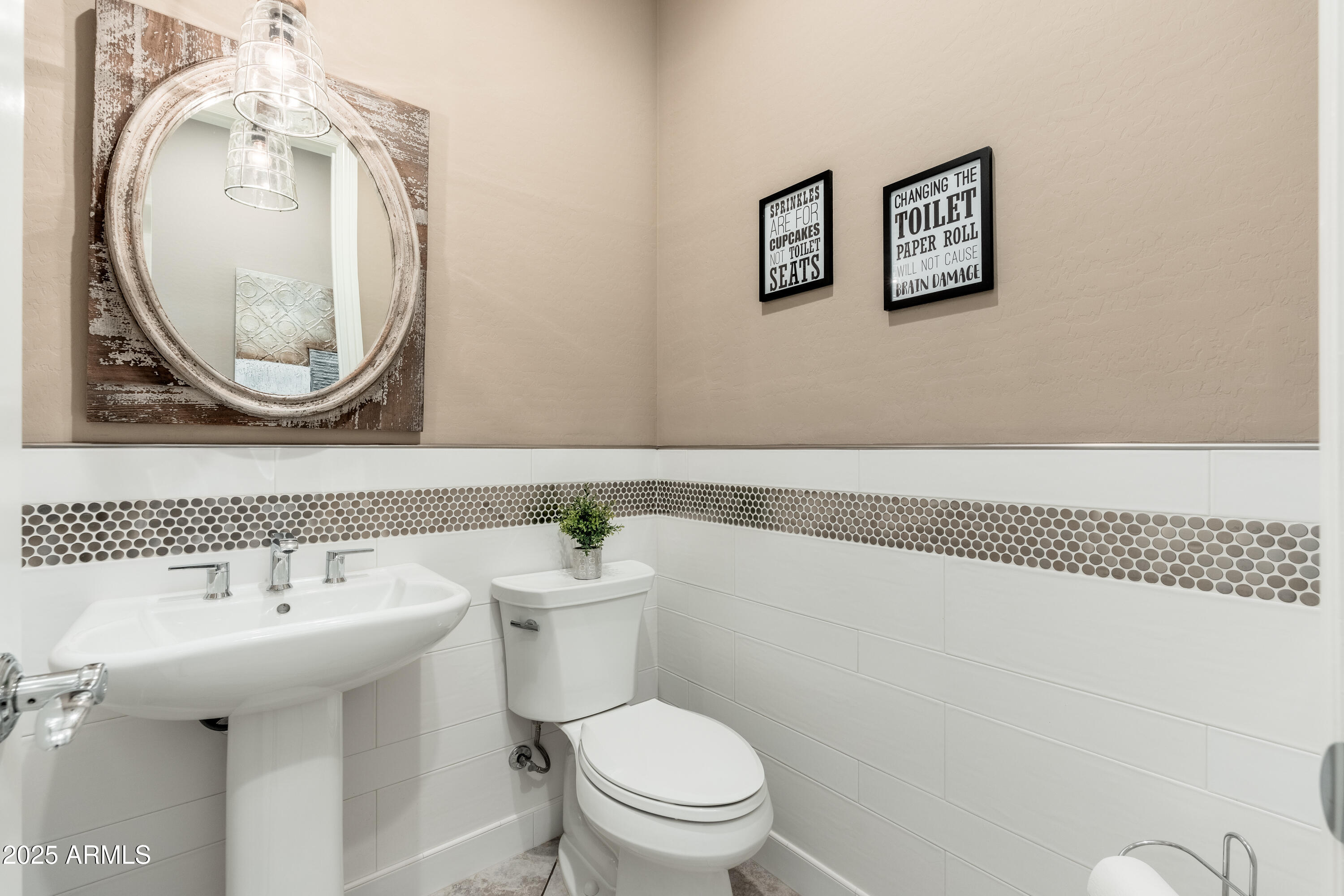 5428 E WINDSTONE Trail