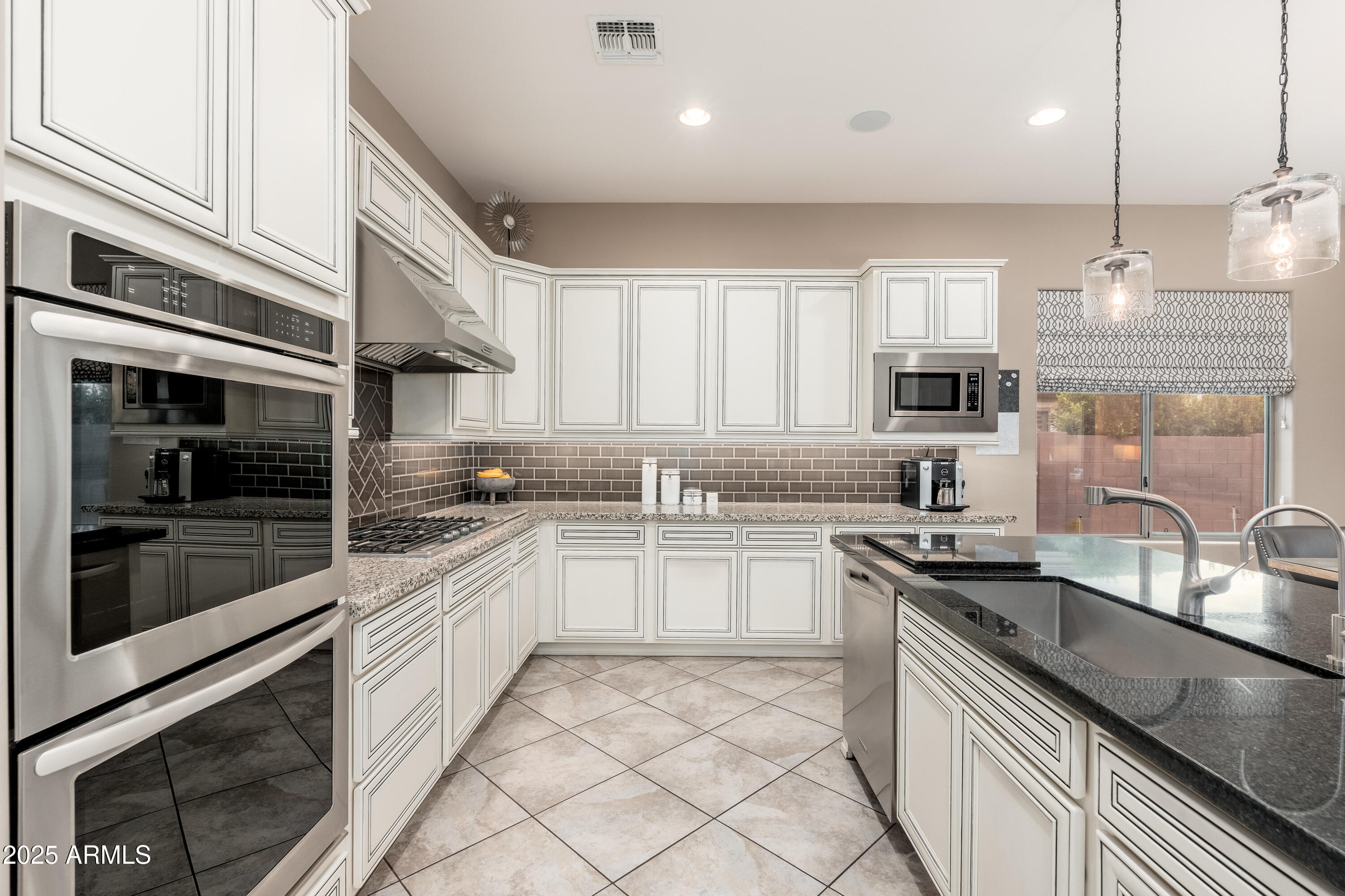5428 E WINDSTONE Trail