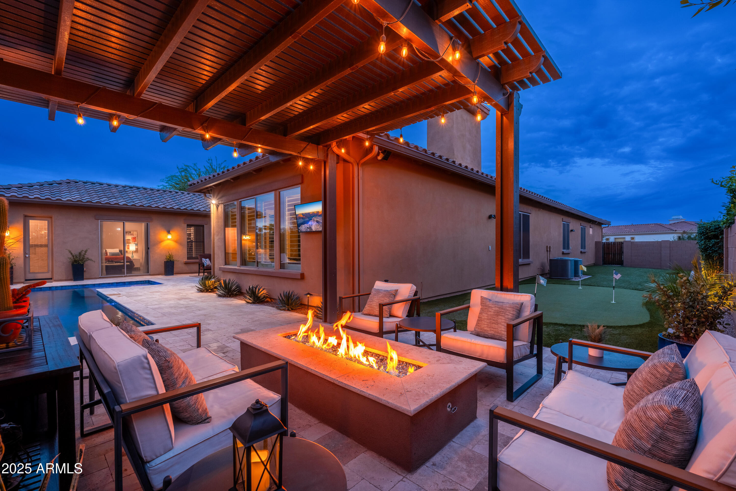 5428 E WINDSTONE Trail