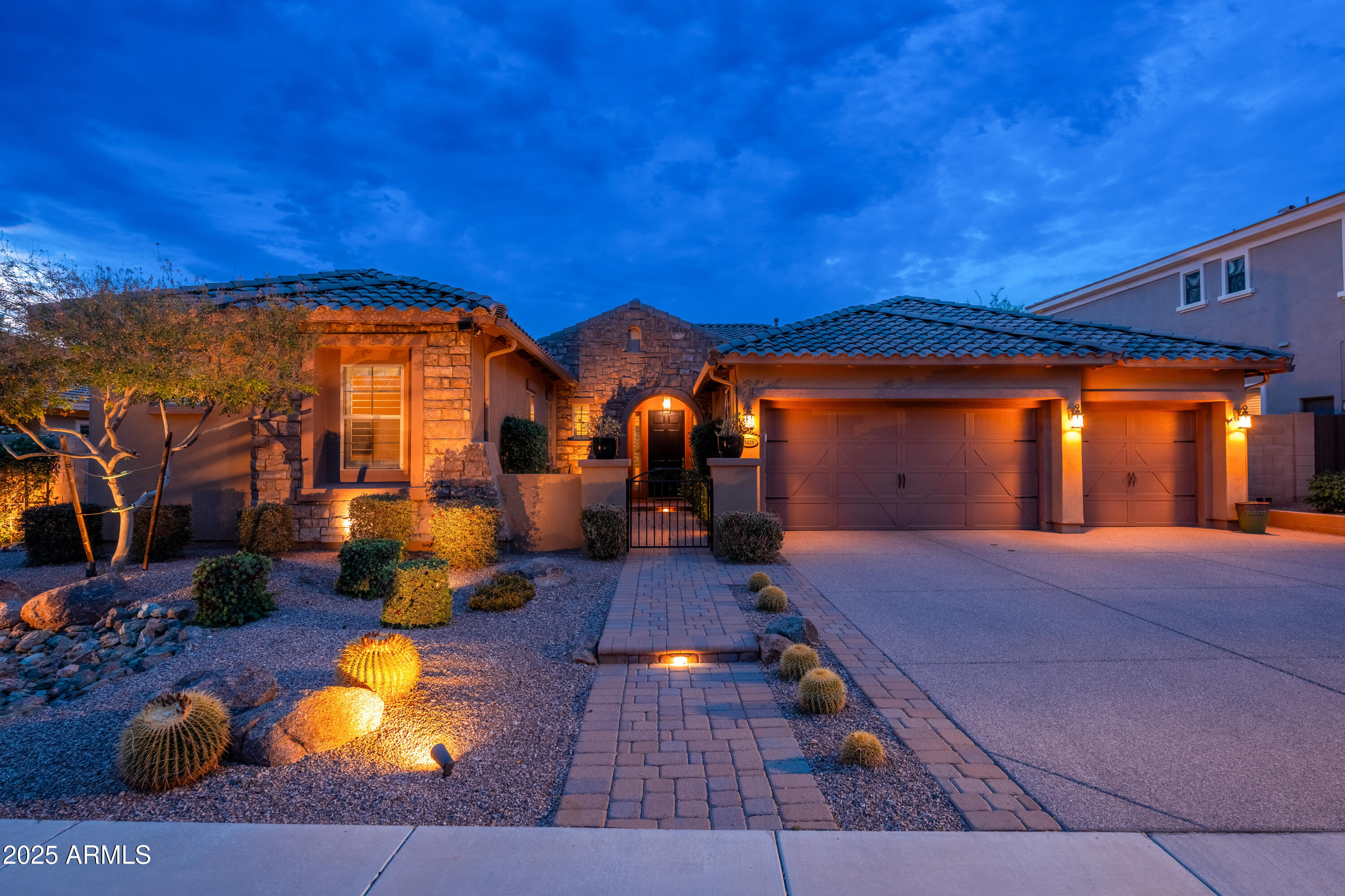 5428 E WINDSTONE Trail