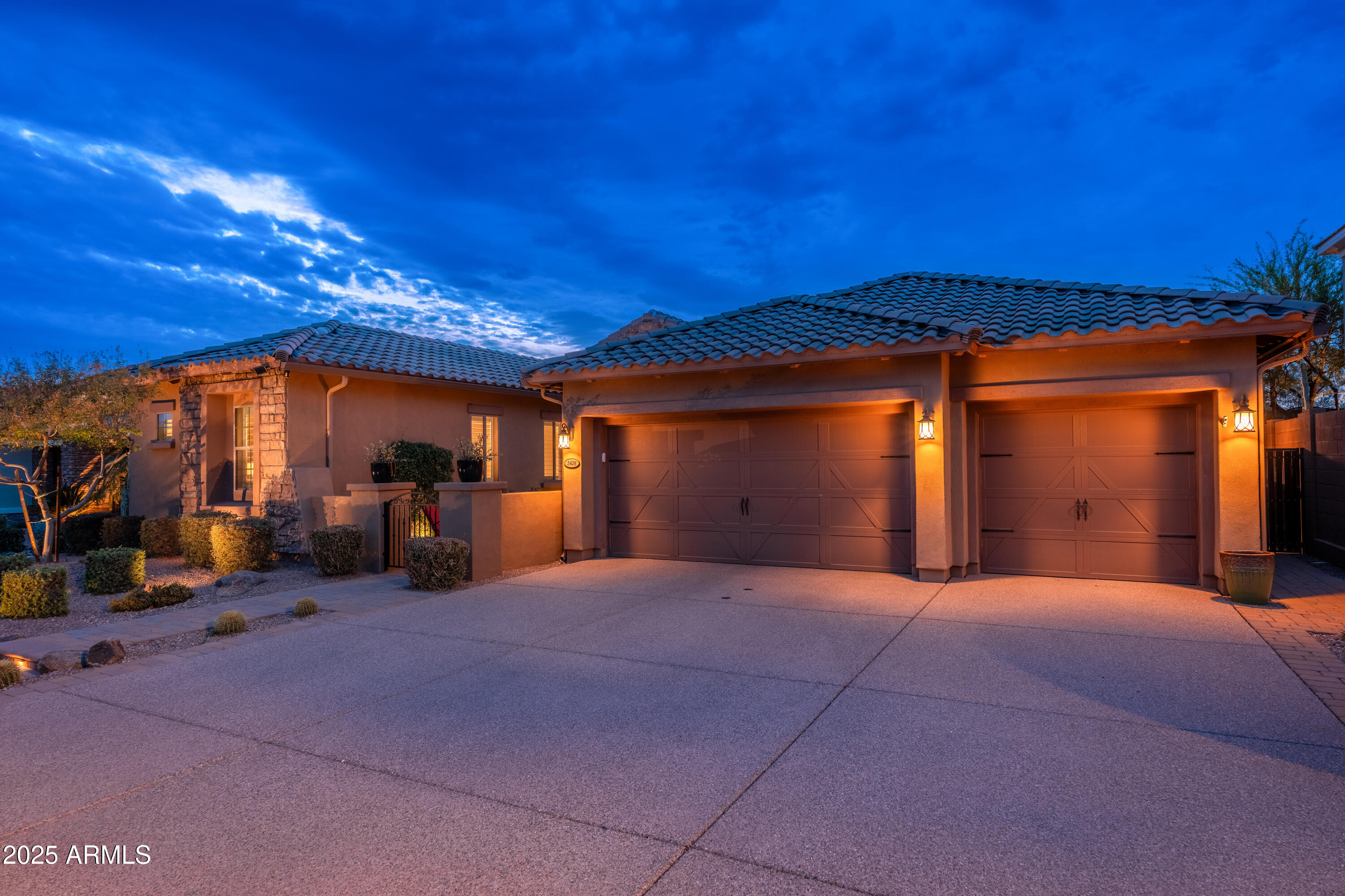 5428 E WINDSTONE Trail