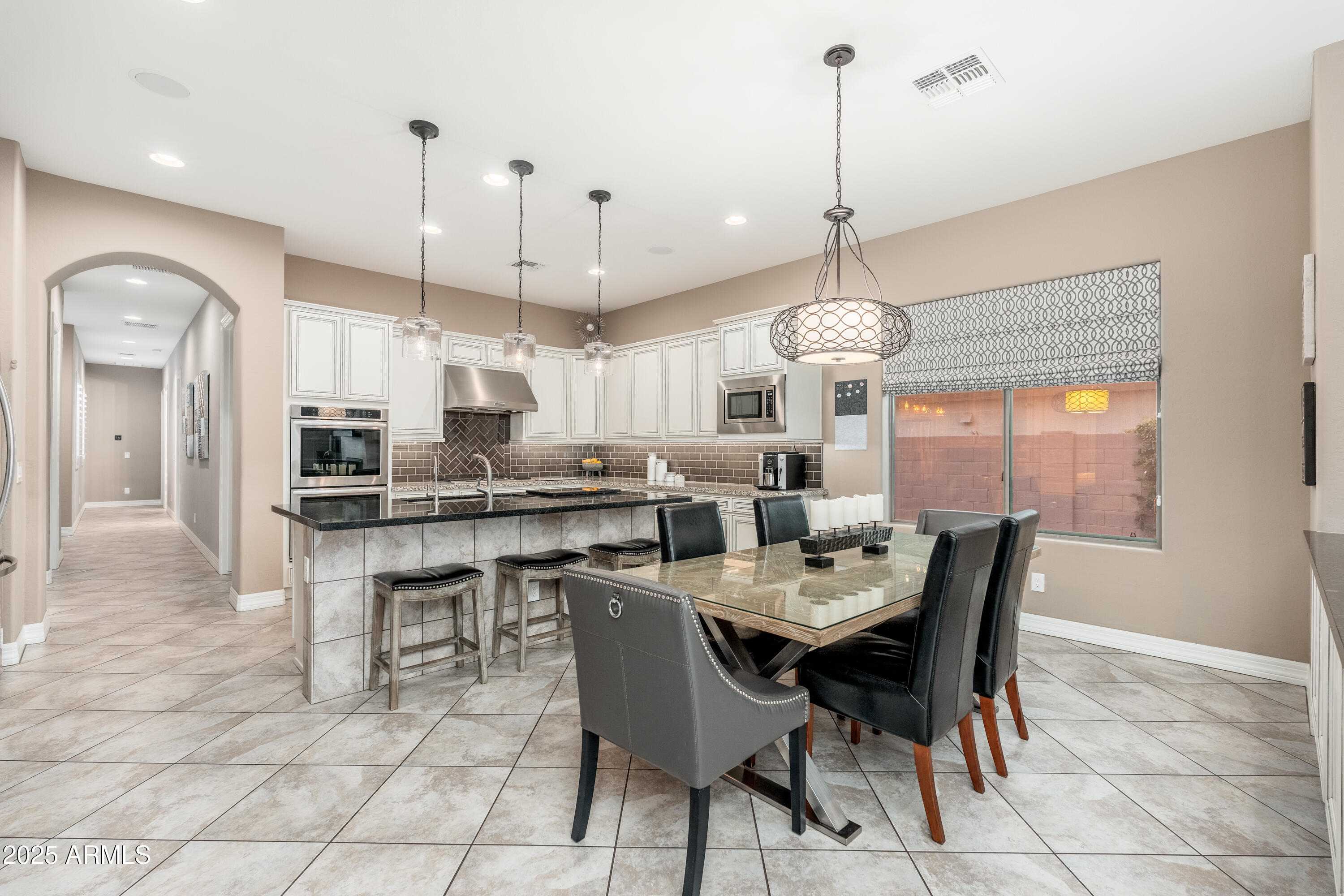 5428 E WINDSTONE Trail