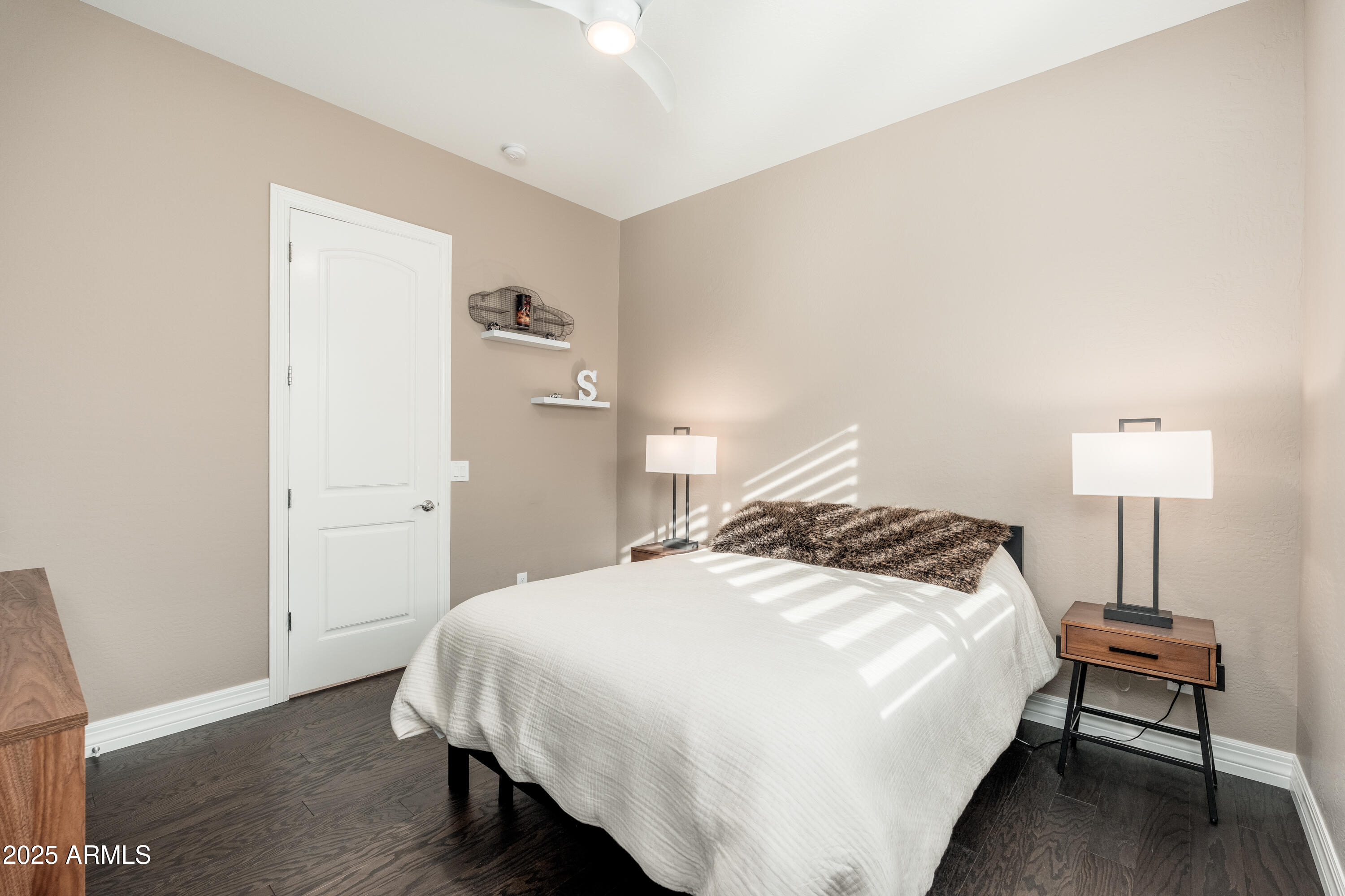 5428 E WINDSTONE Trail
