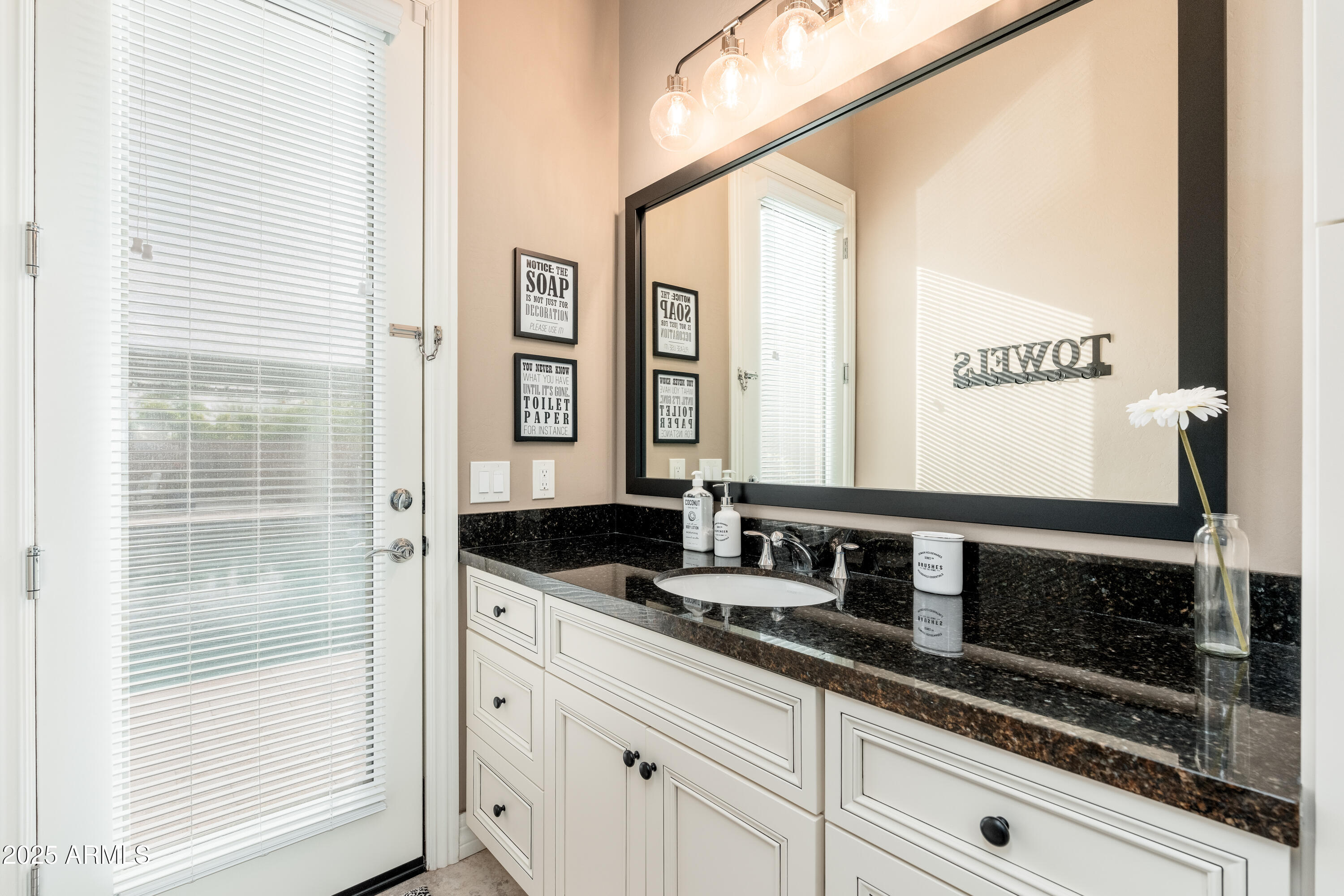 5428 E WINDSTONE Trail