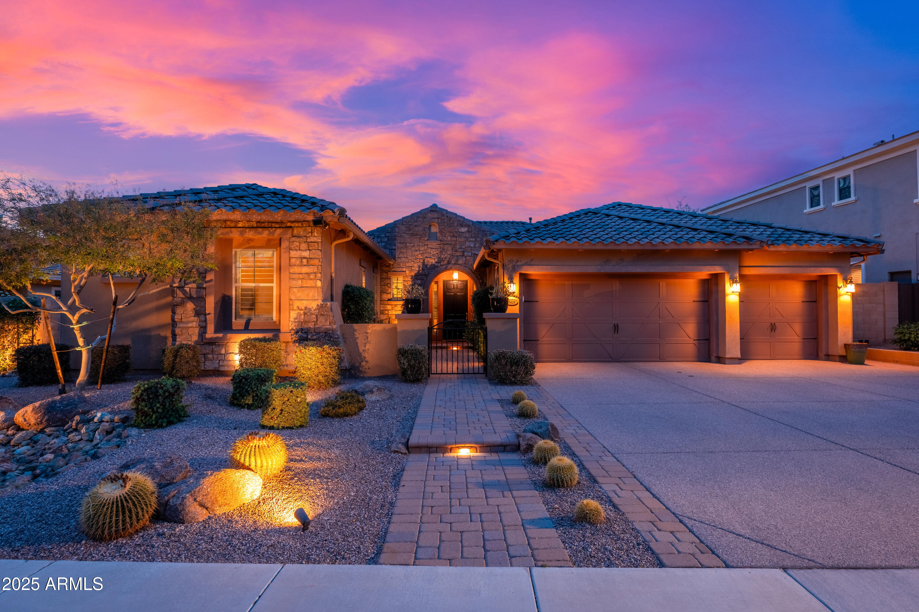 5428 E WINDSTONE Trail