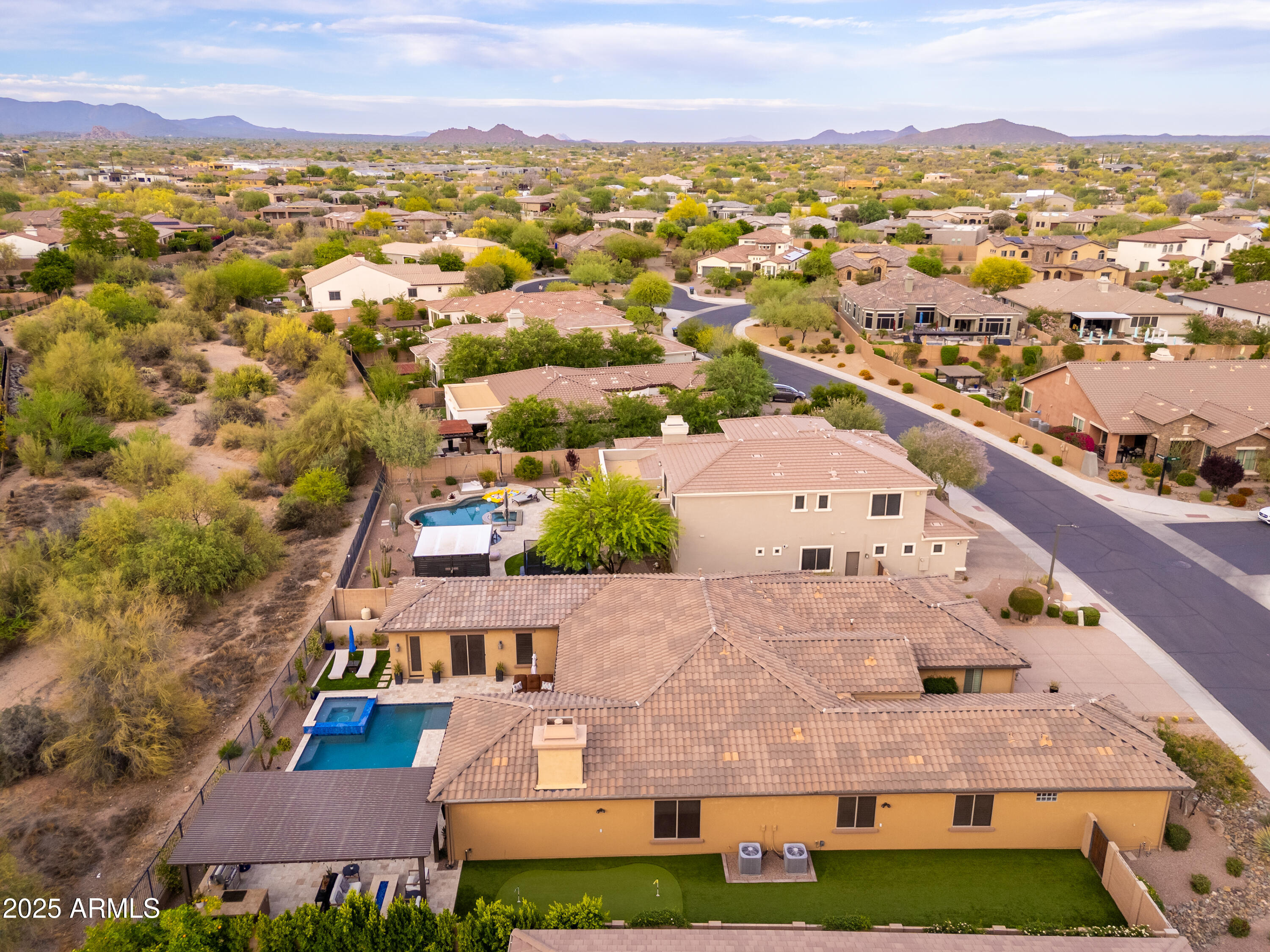 5428 E WINDSTONE Trail