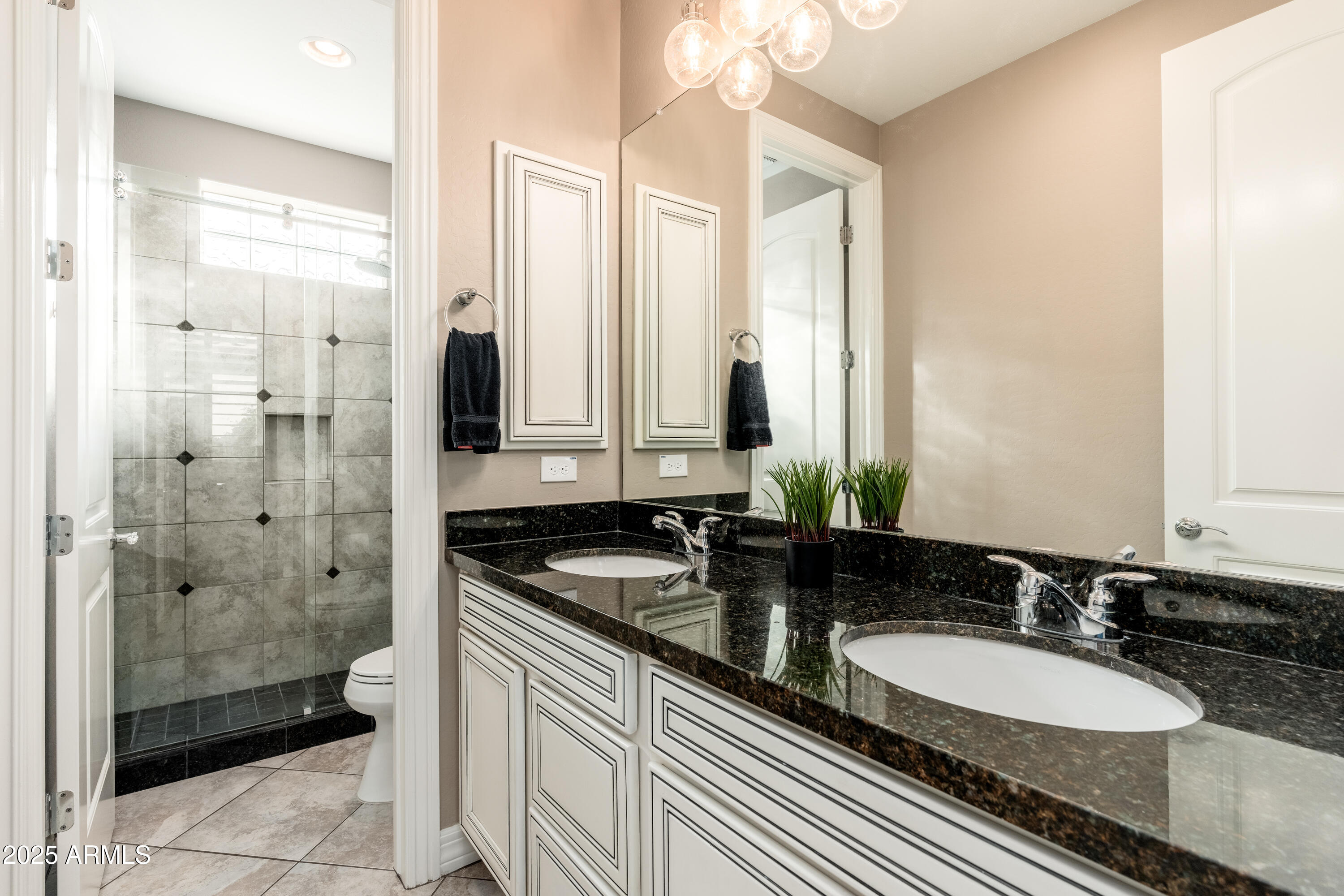 5428 E WINDSTONE Trail