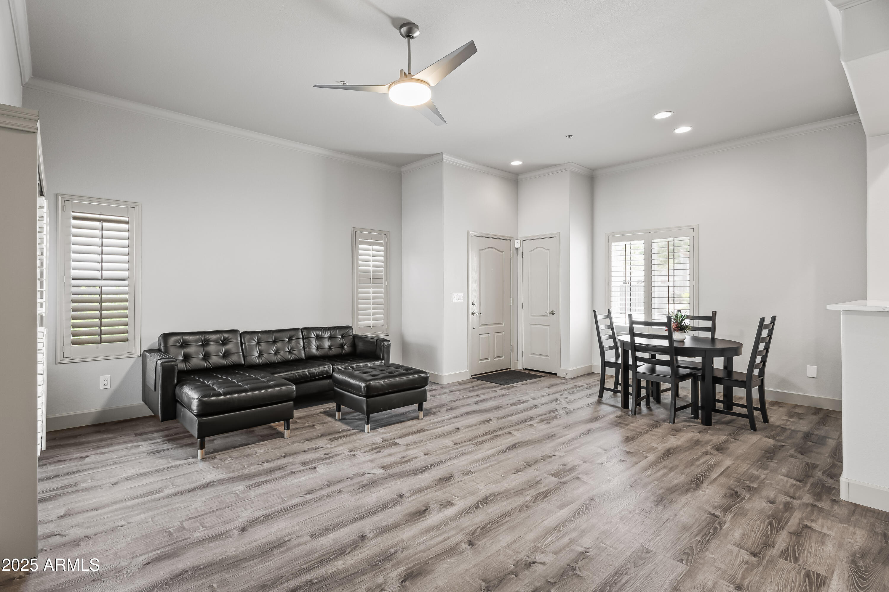 295 N RURAL Road 133