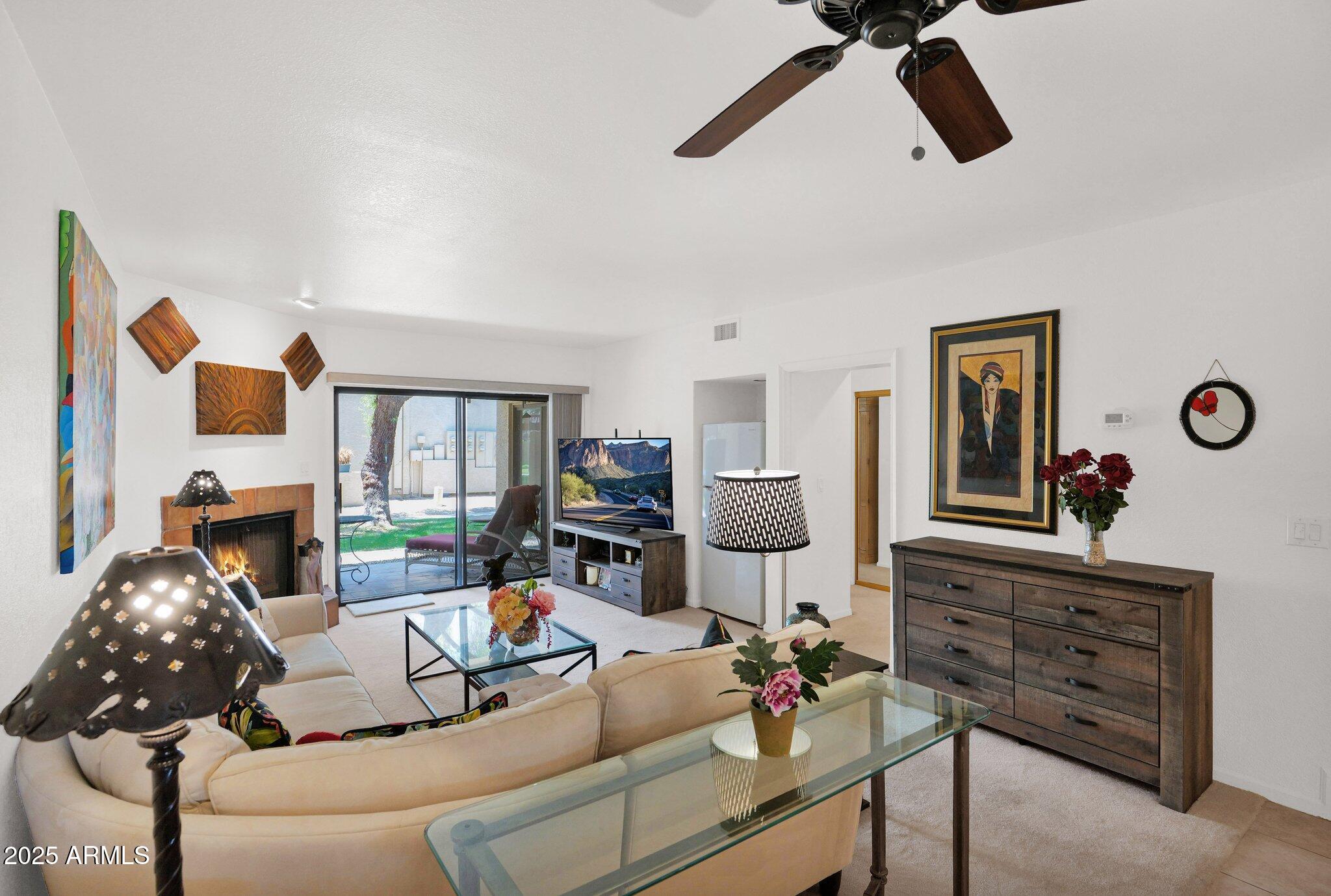 8651 E ROYAL PALM Road, 121
