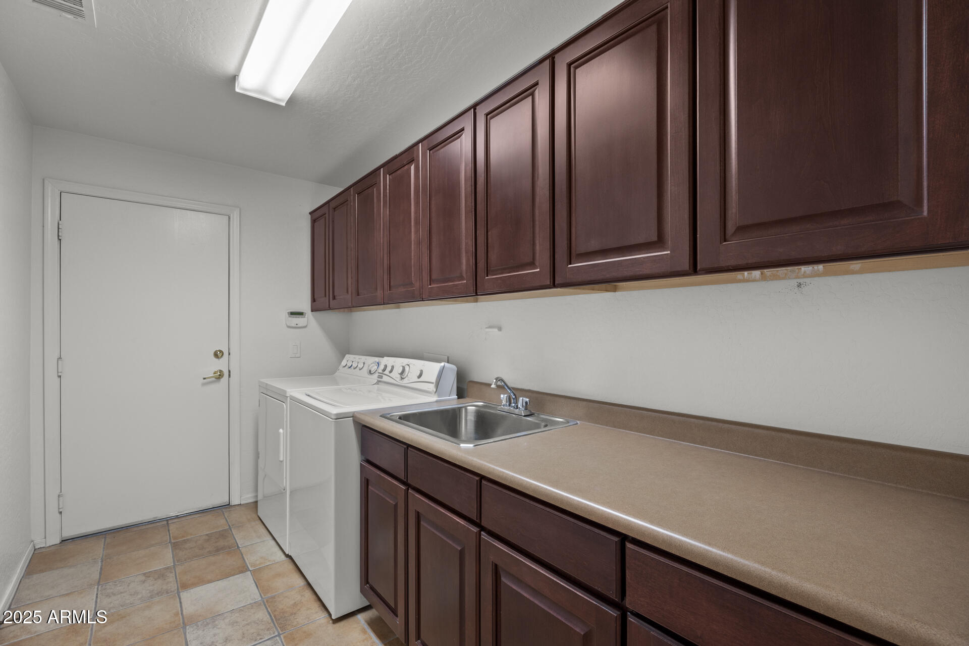 19700 N 76TH Street, 1103