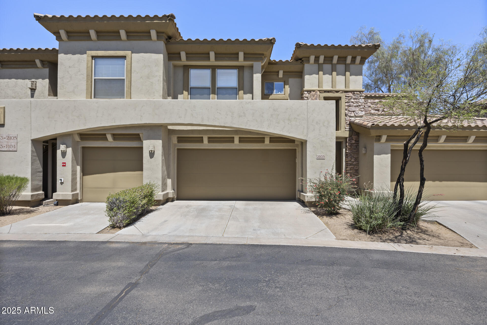 19700 N 76TH Street, 1103