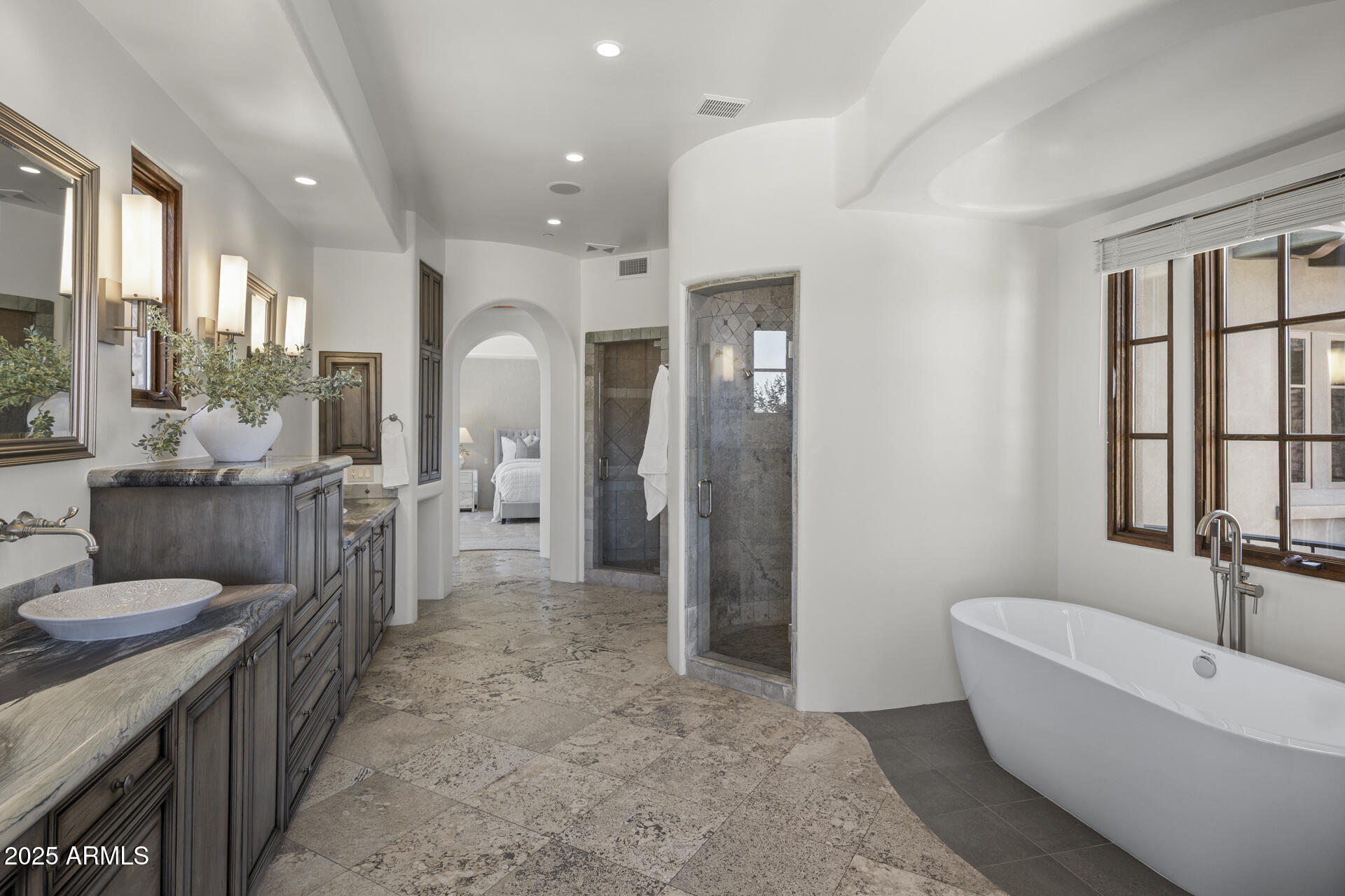 9290 E THOMPSON PEAK Parkway, 470