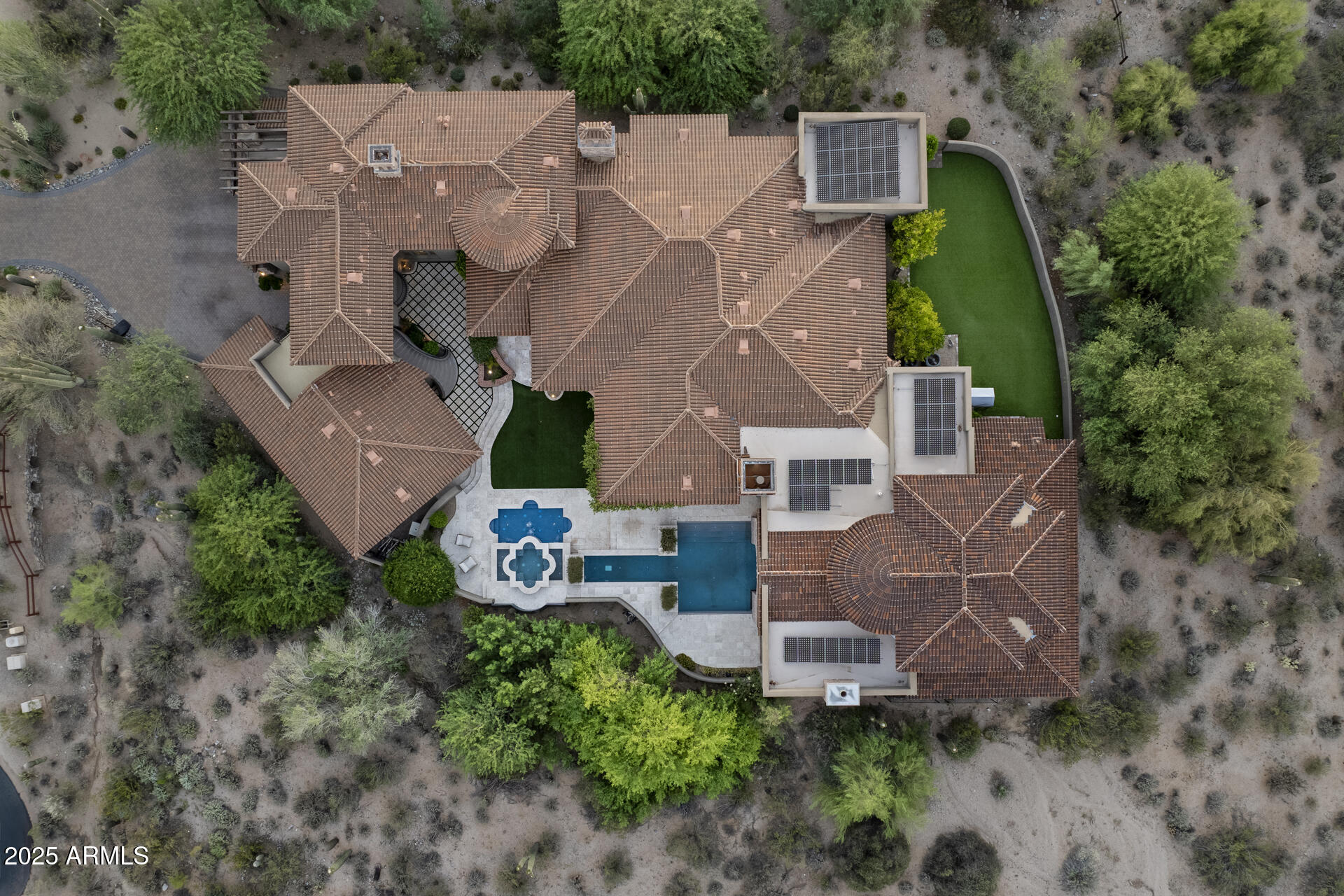 9290 E THOMPSON PEAK Parkway, 470