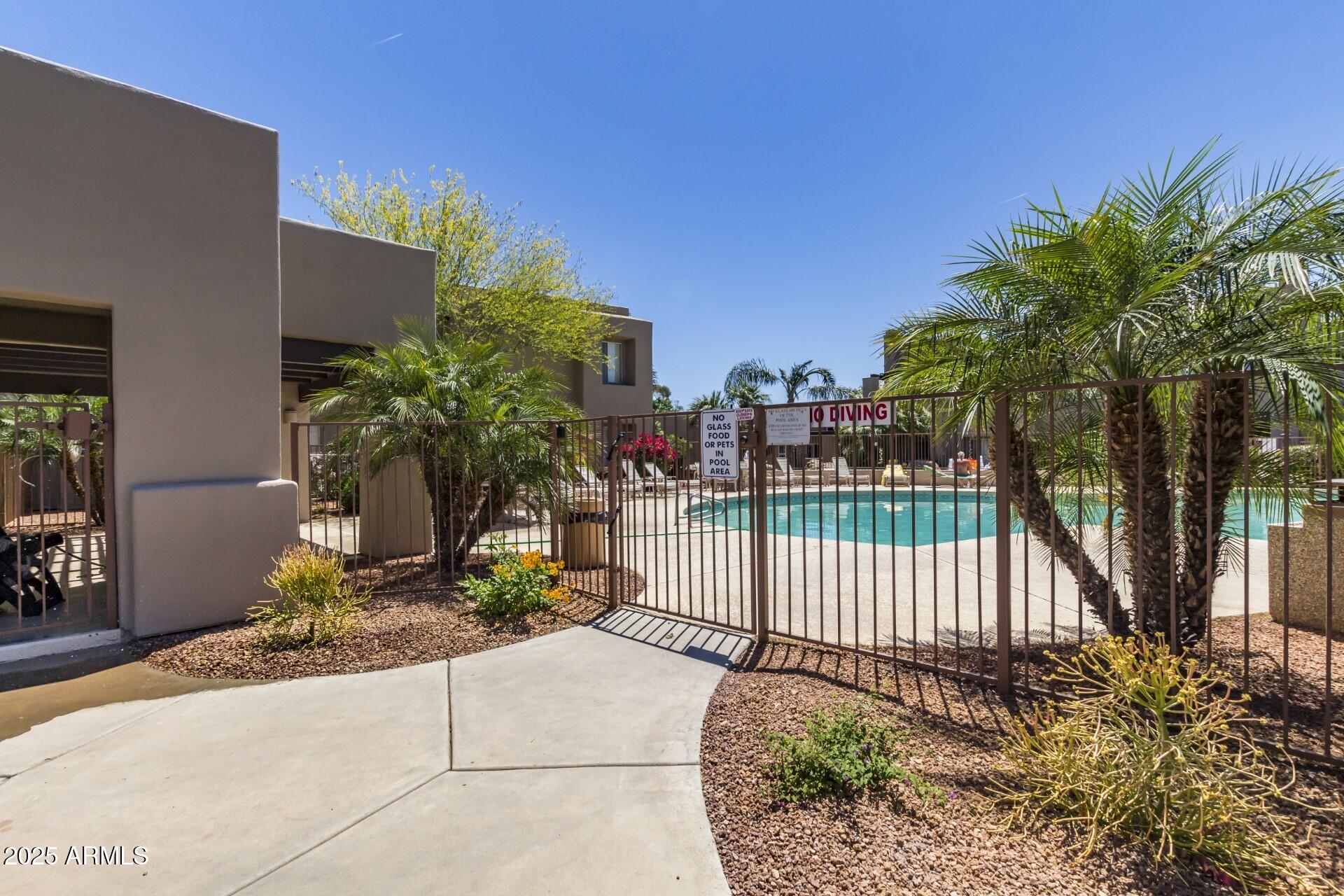 11260 N 92ND Street, 2102