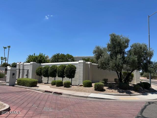 7513 E Buena Terra Way