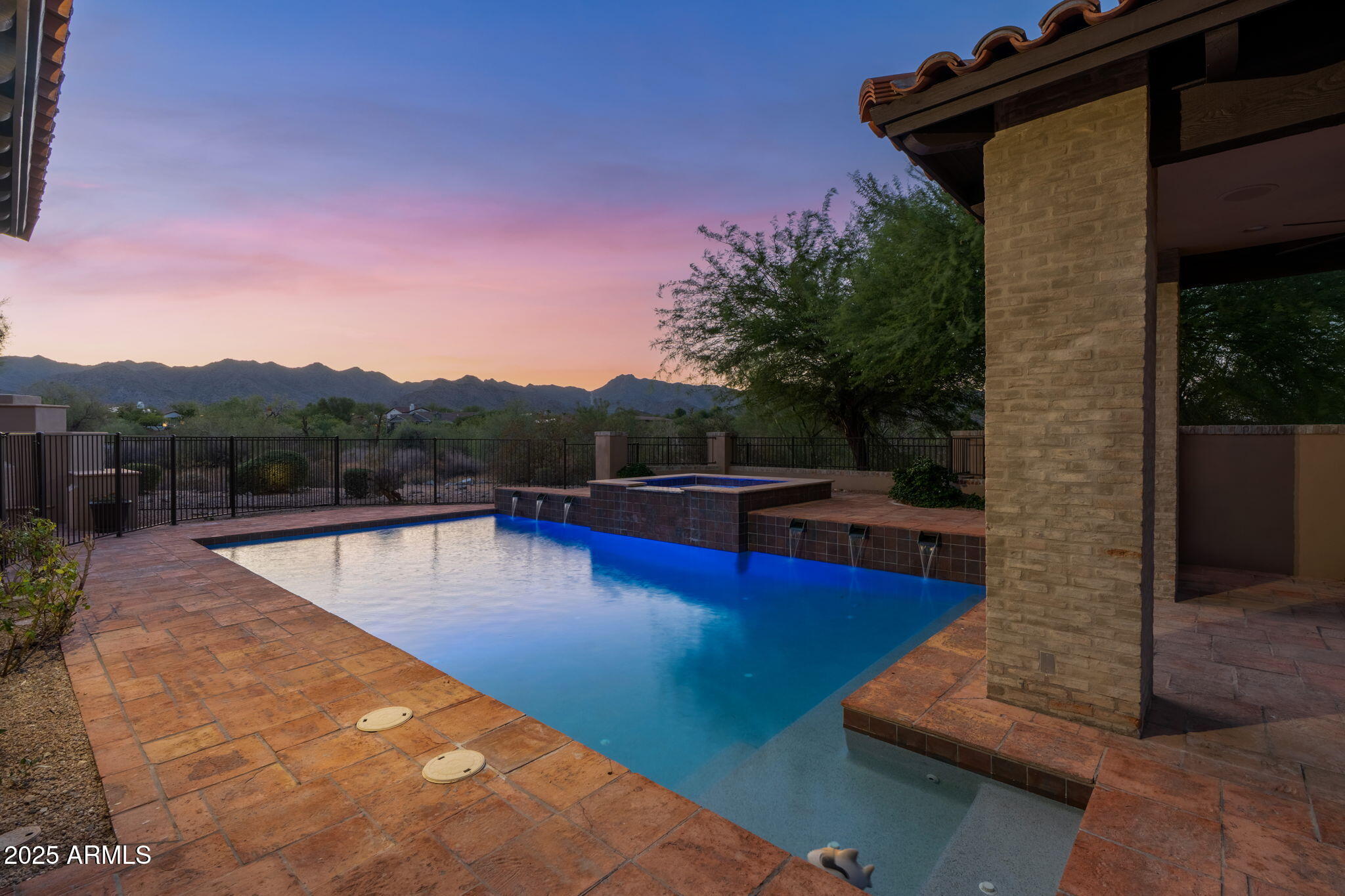 3756 N Rock Wren Court