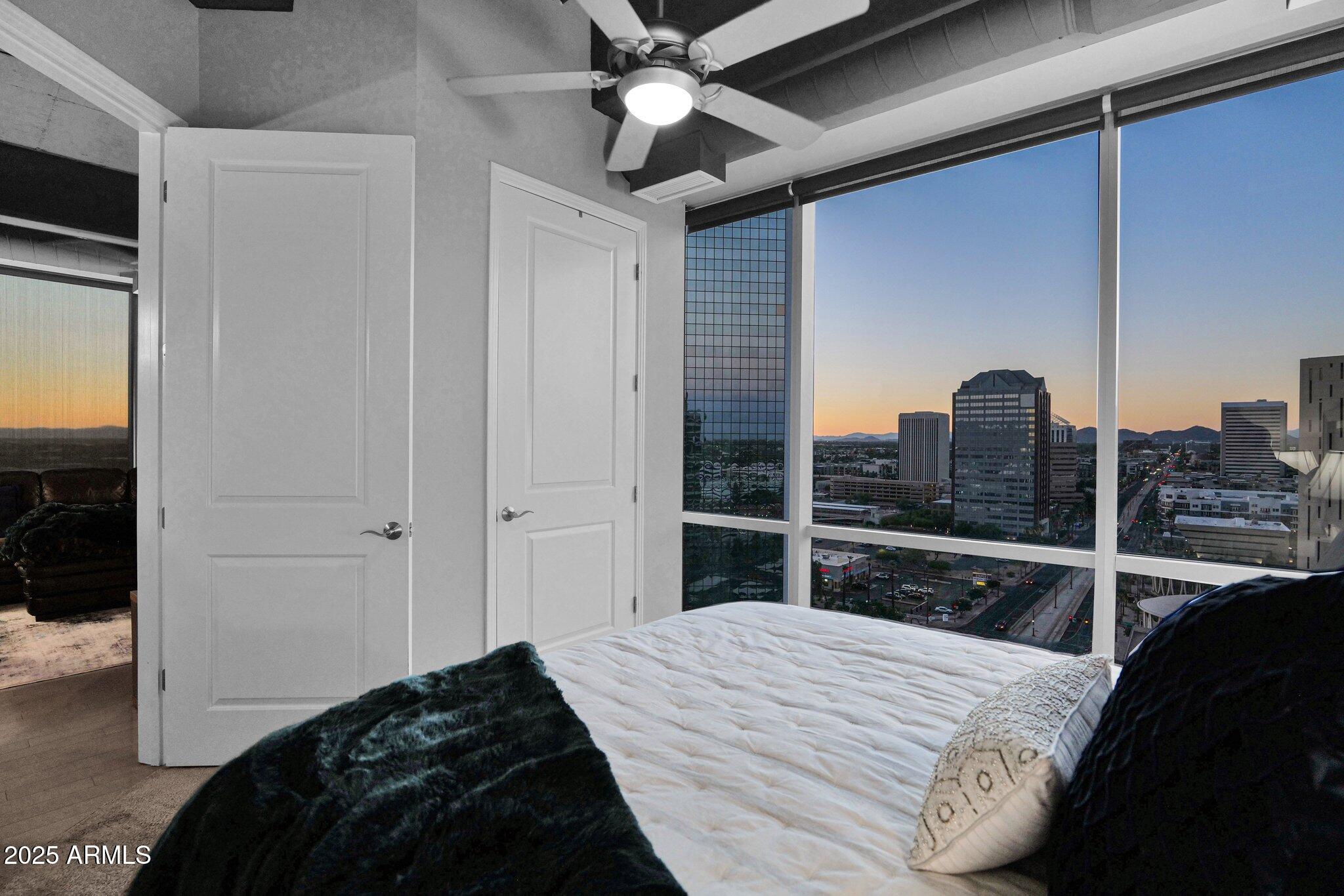 1 E LEXINGTON Avenue, 1309