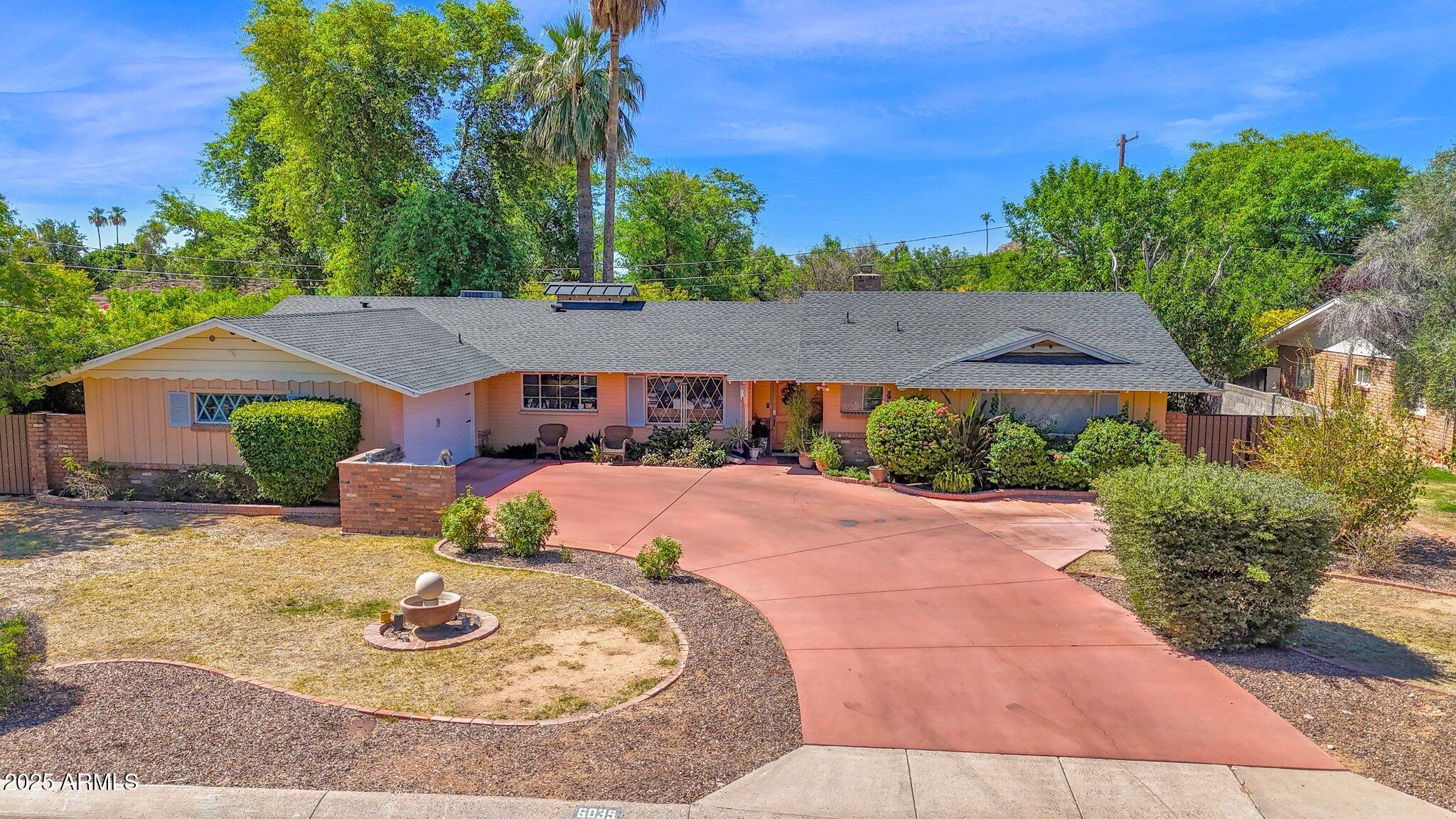 6035 E CALLE DEL NORTE