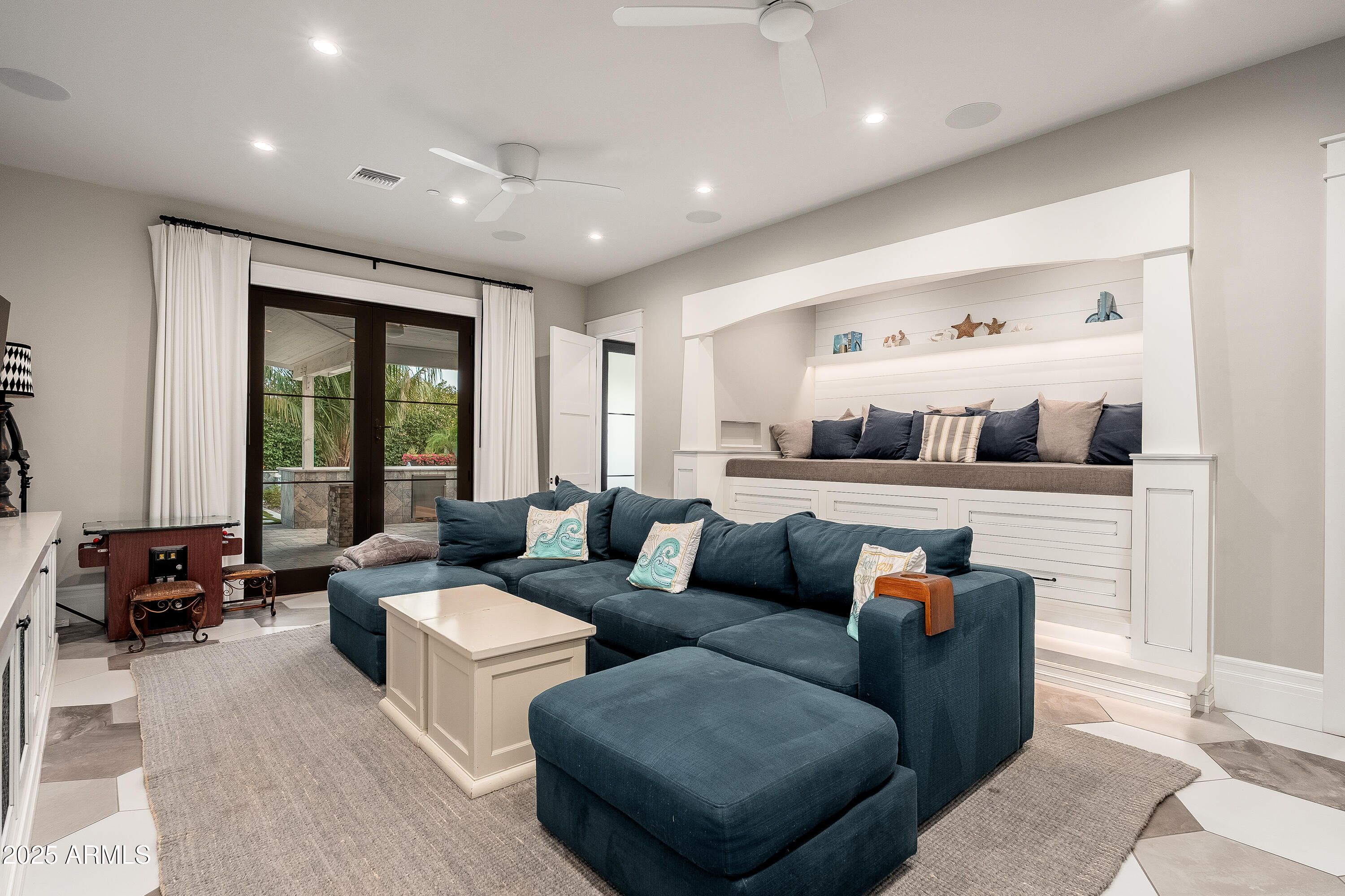 5401 E CALLE DEL MEDIO