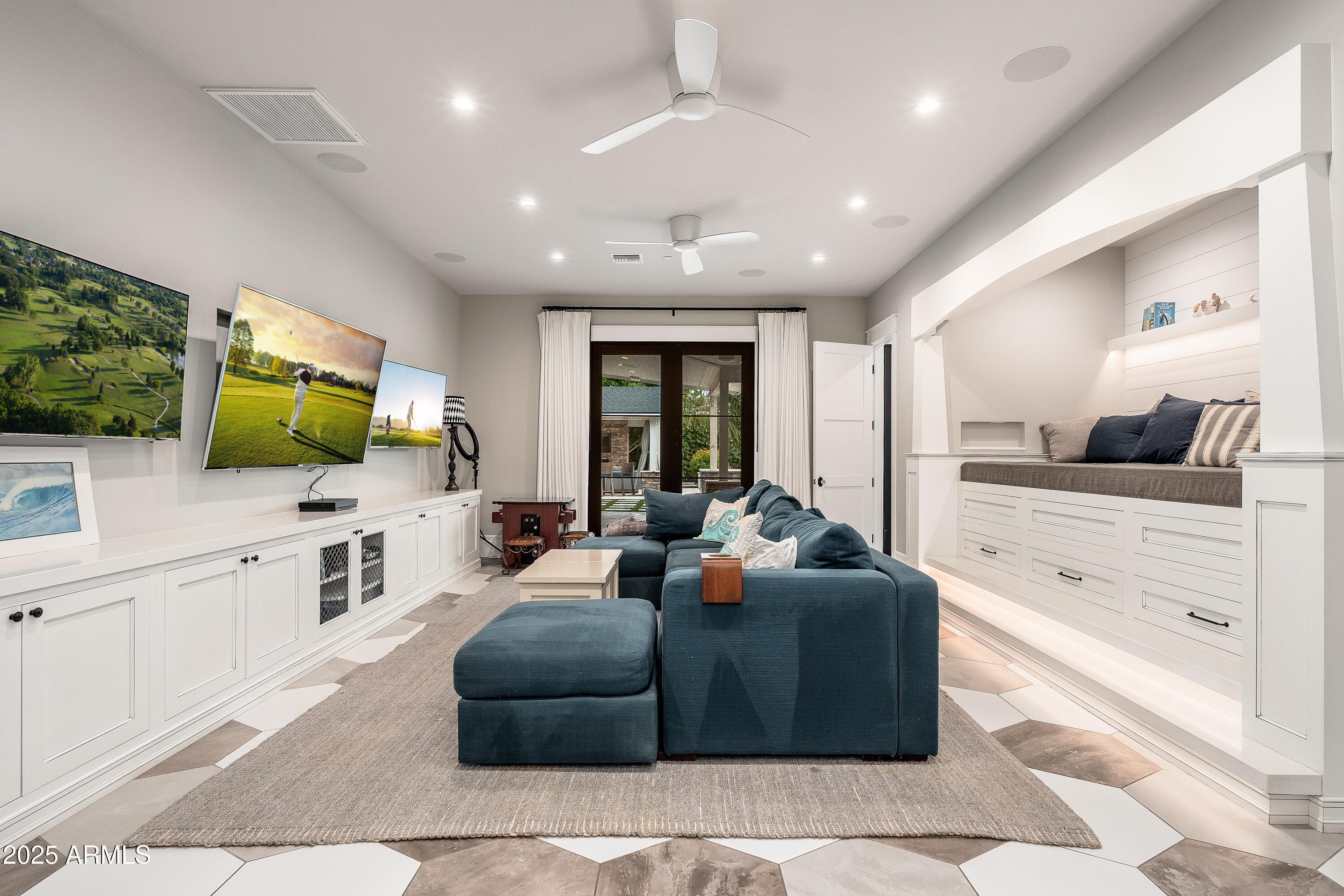 5401 E CALLE DEL MEDIO