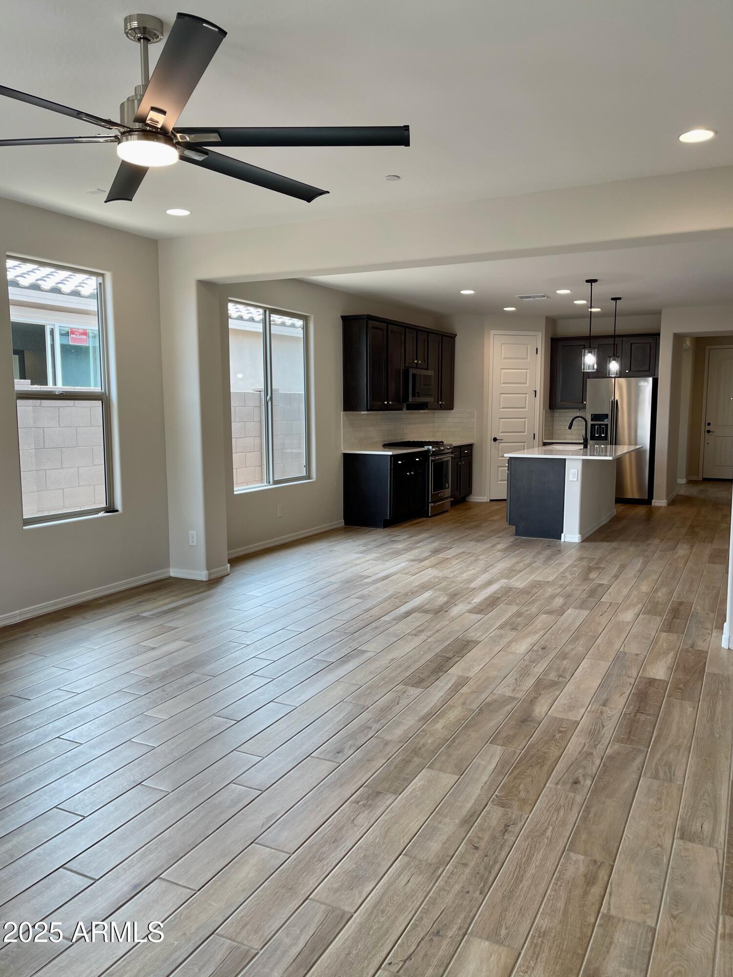 13582 W CALLE DE POMPAS