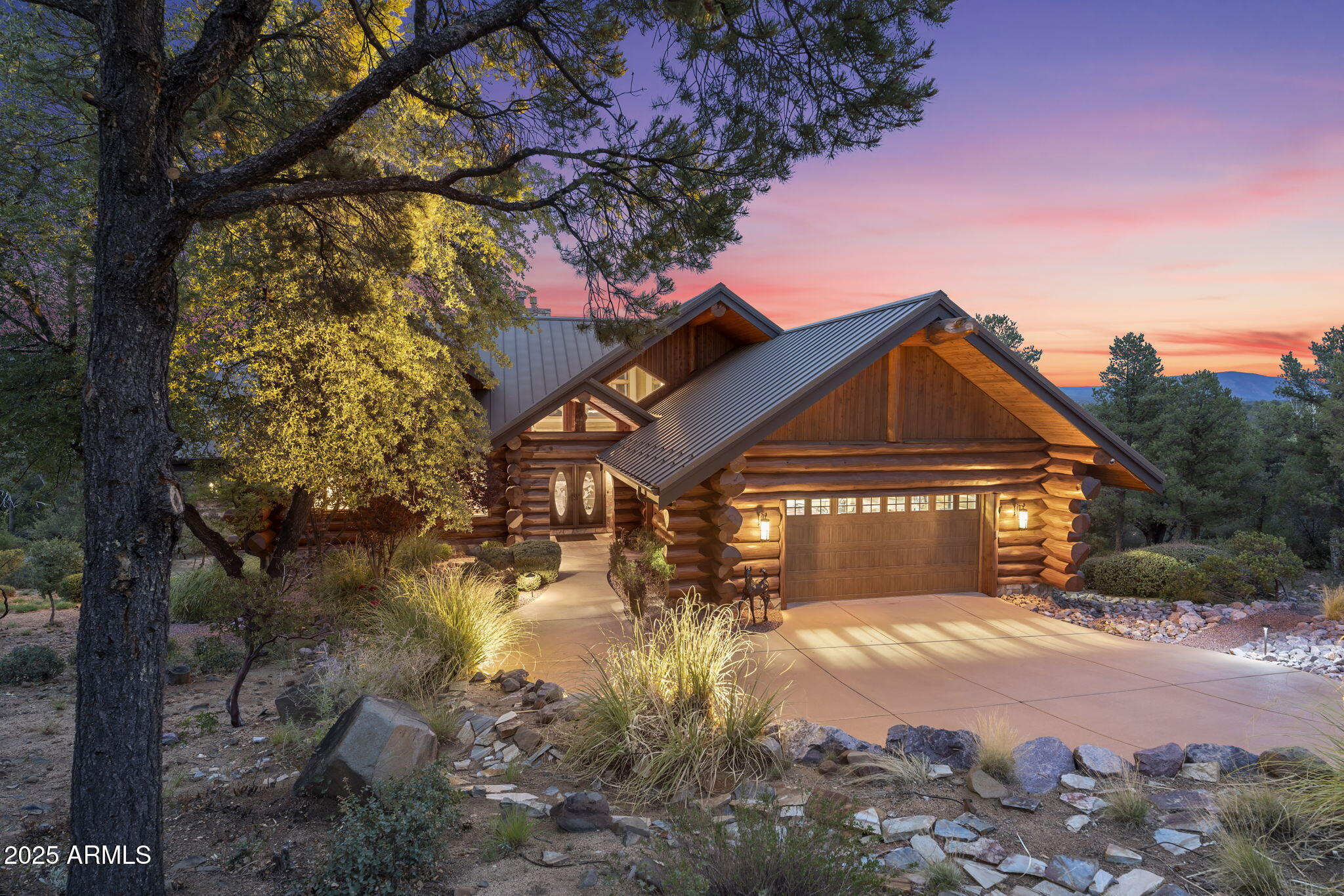 2706 E Wild Rose Circle