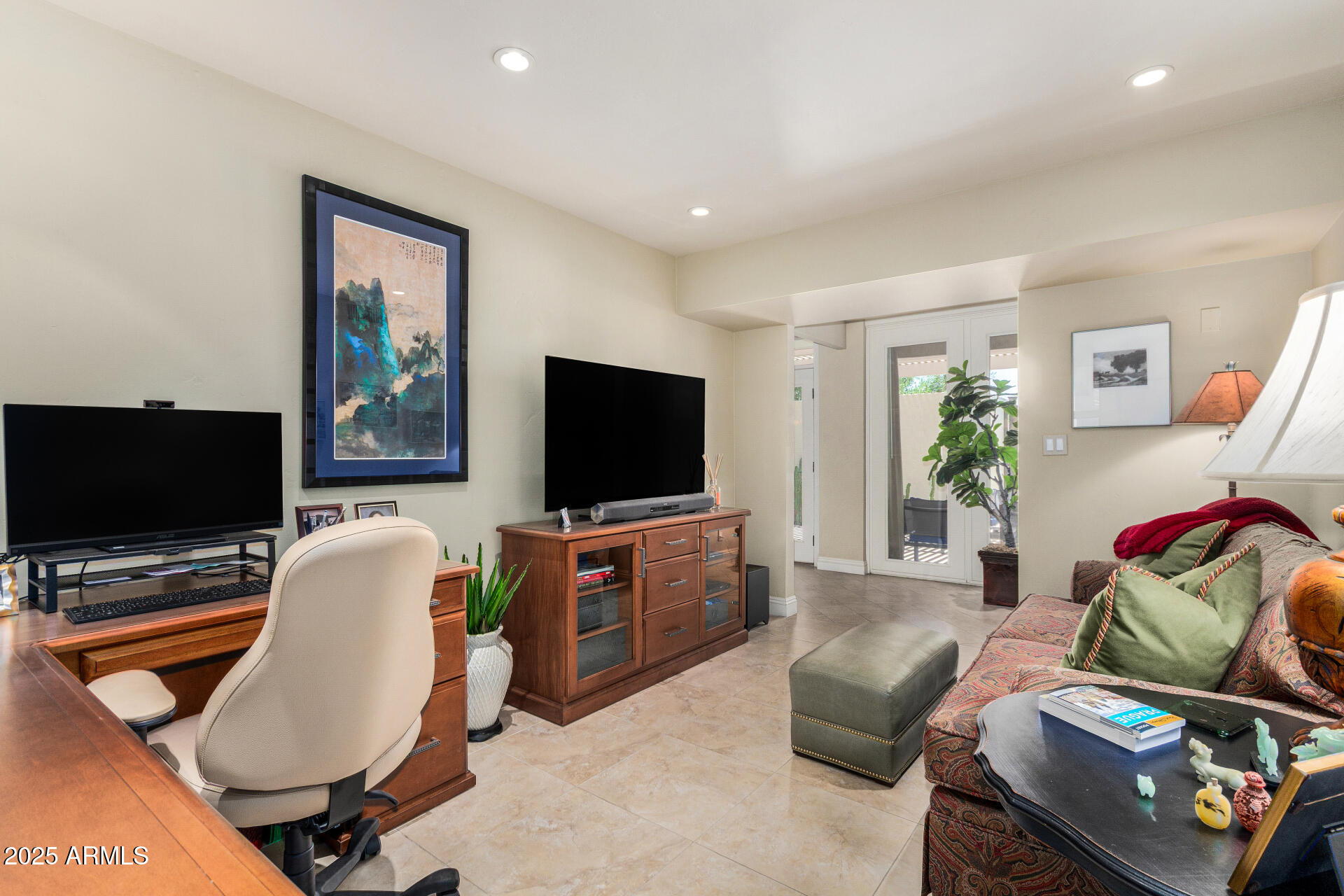 7026 N BARBADOS Place