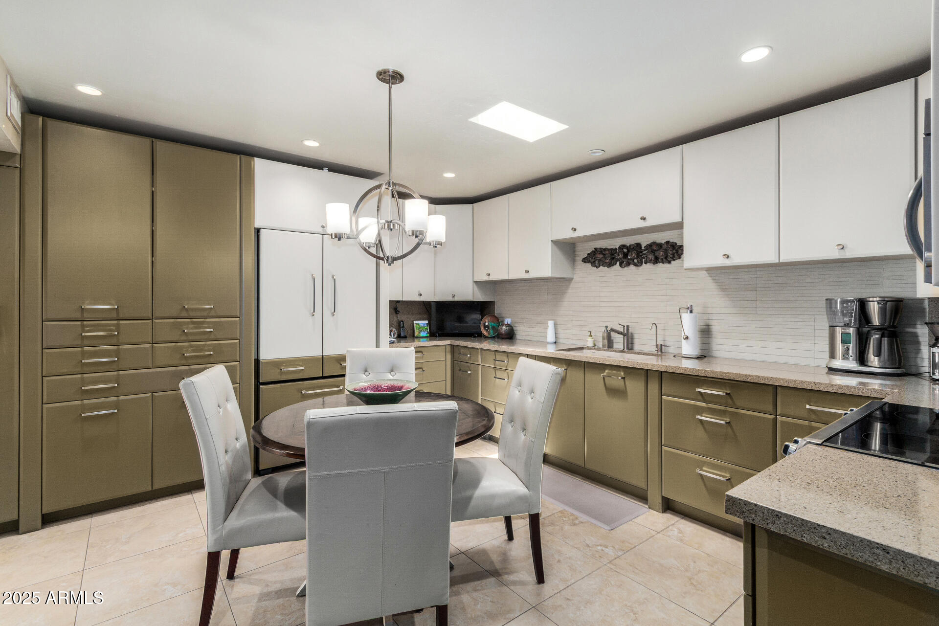 7026 N BARBADOS Place