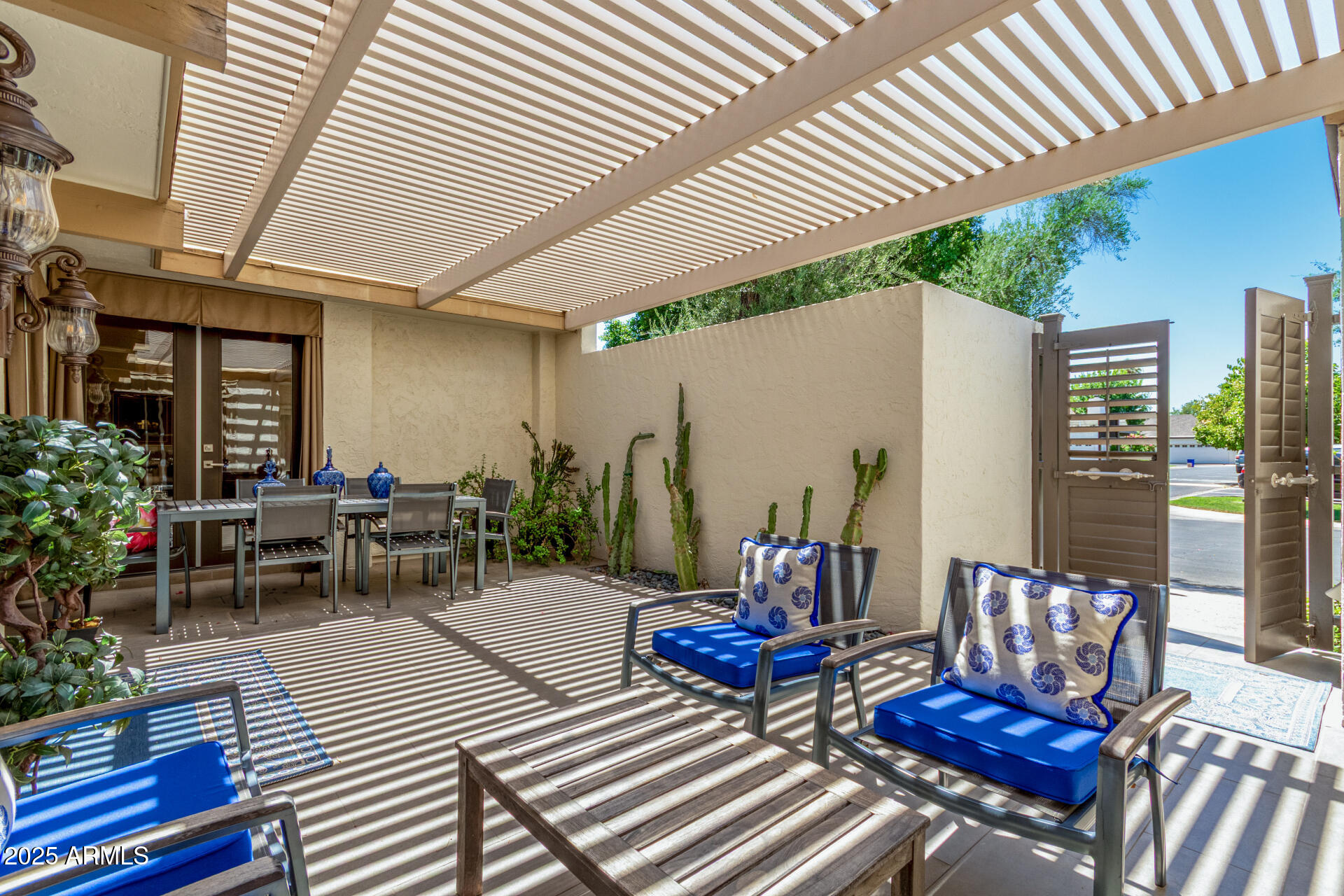 7026 N BARBADOS Place