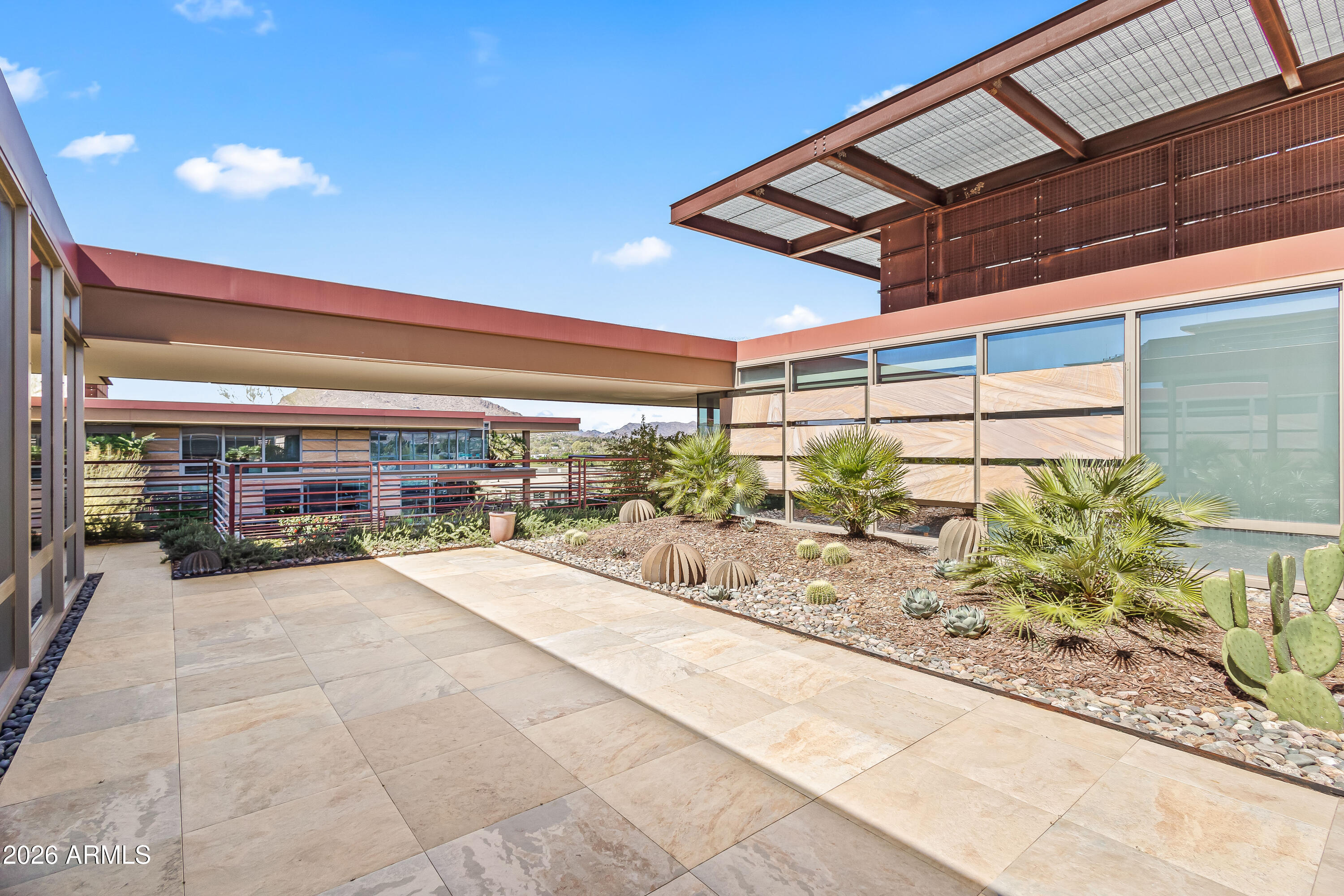 7131 E RANCHO VISTA Drive 7011