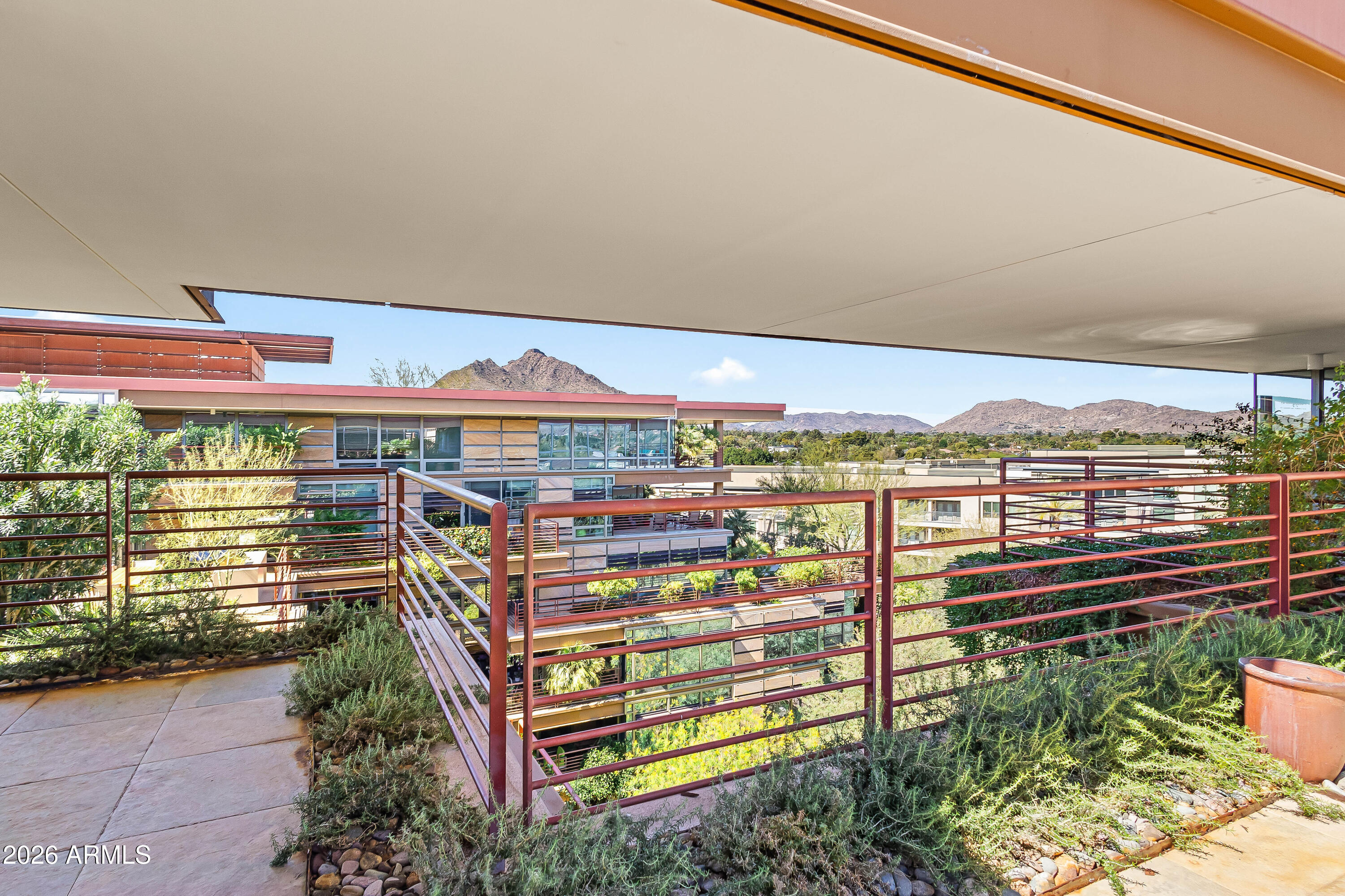7131 E RANCHO VISTA Drive 7011