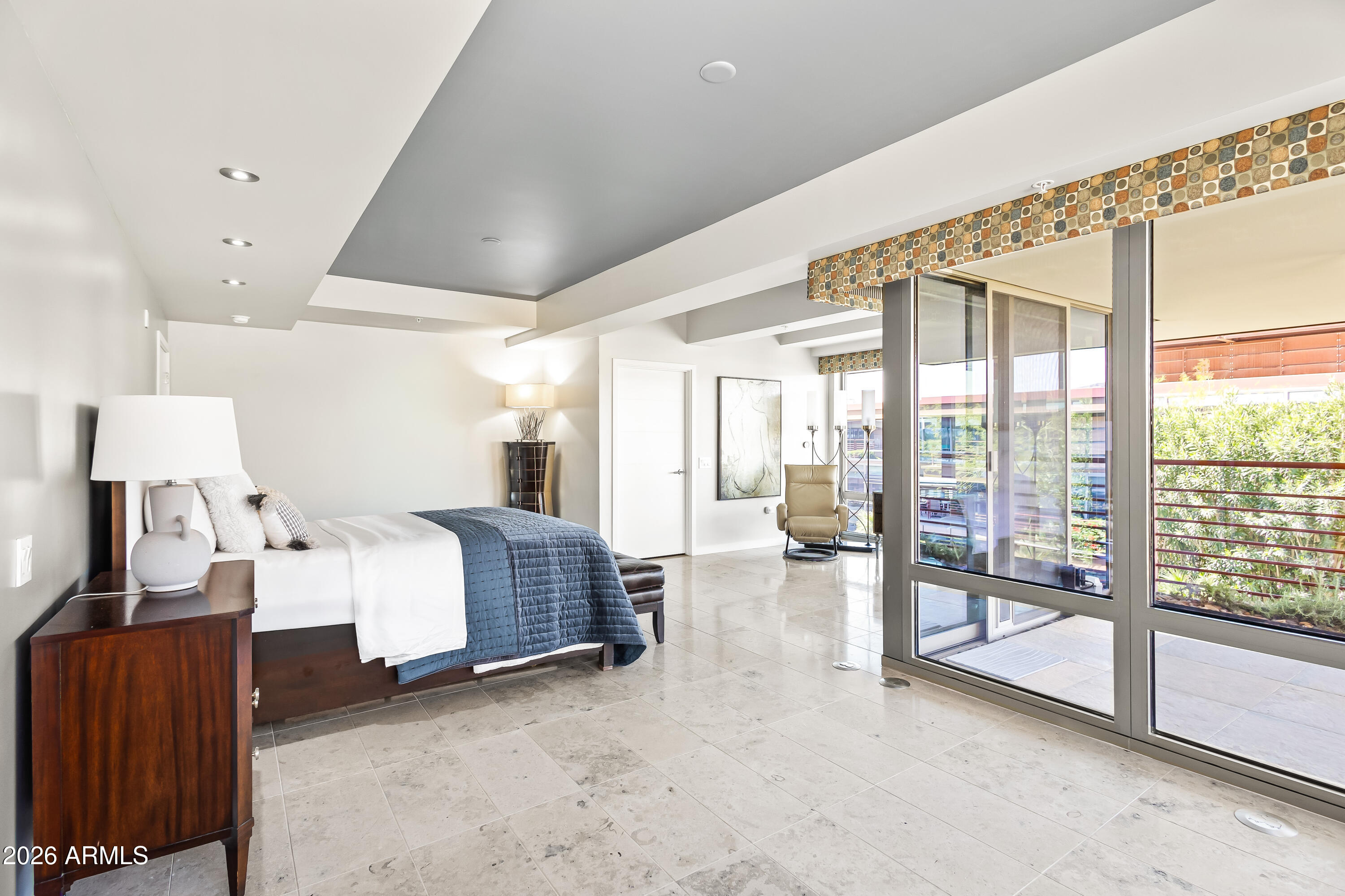 7131 E RANCHO VISTA Drive 7011