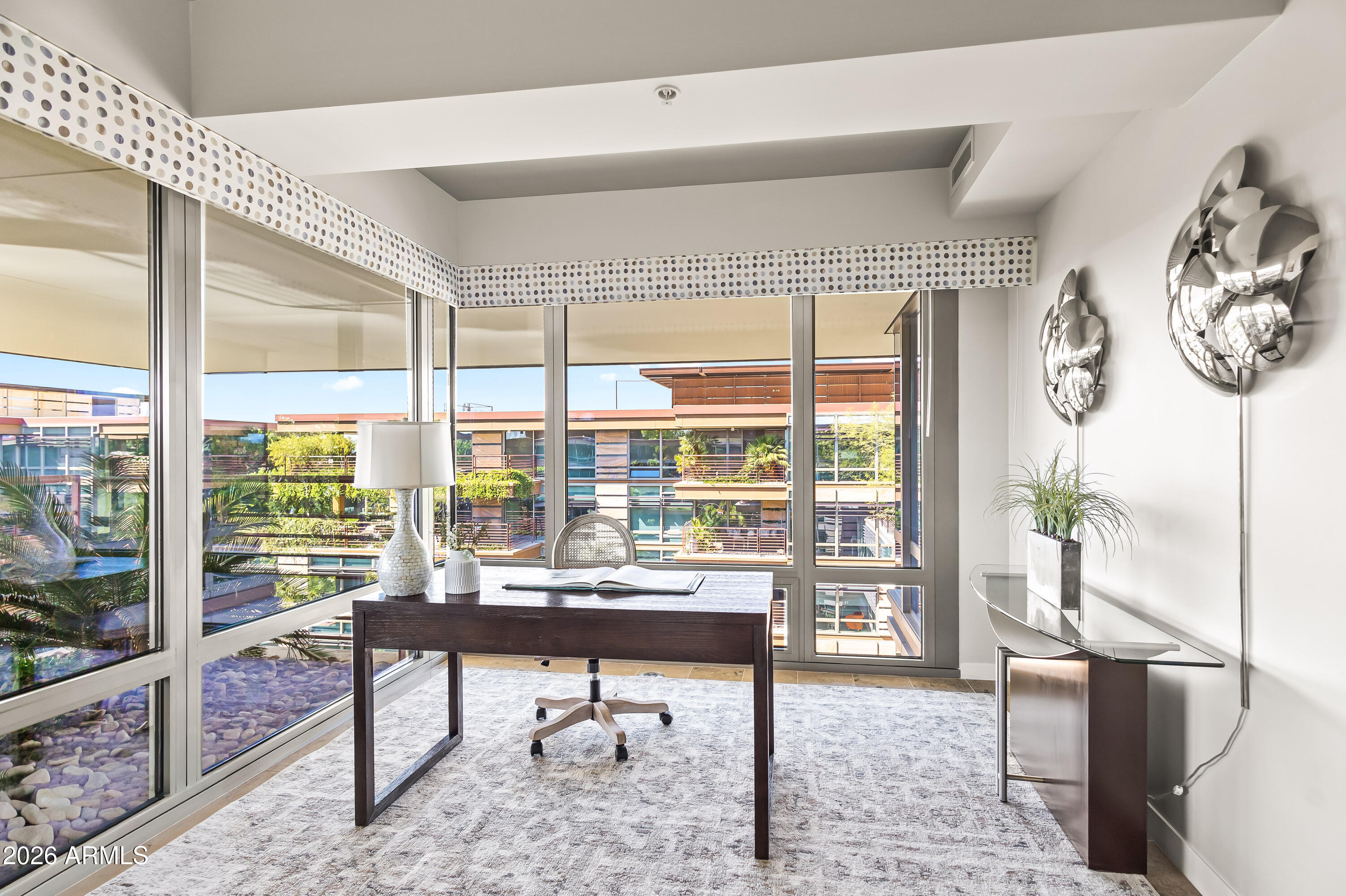 7131 E RANCHO VISTA Drive 7011