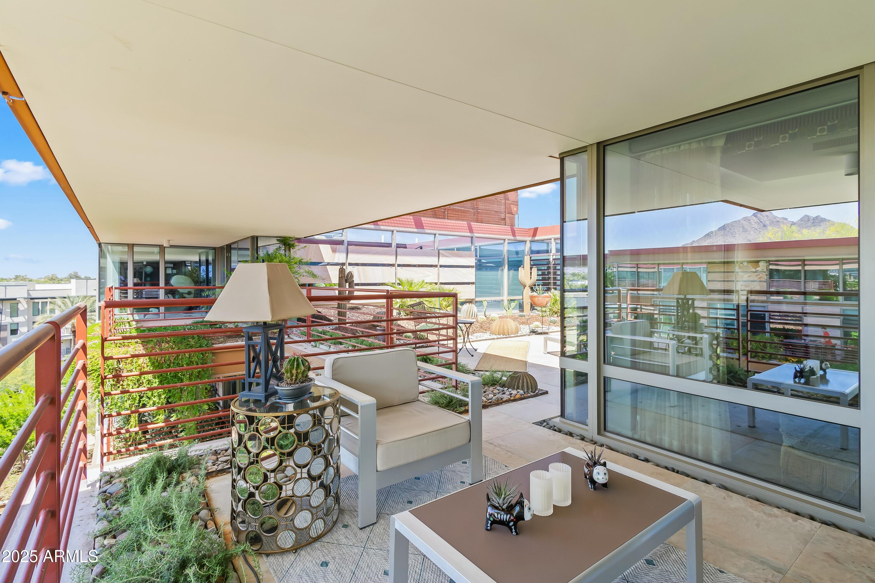 7131 E RANCHO VISTA Drive 7011