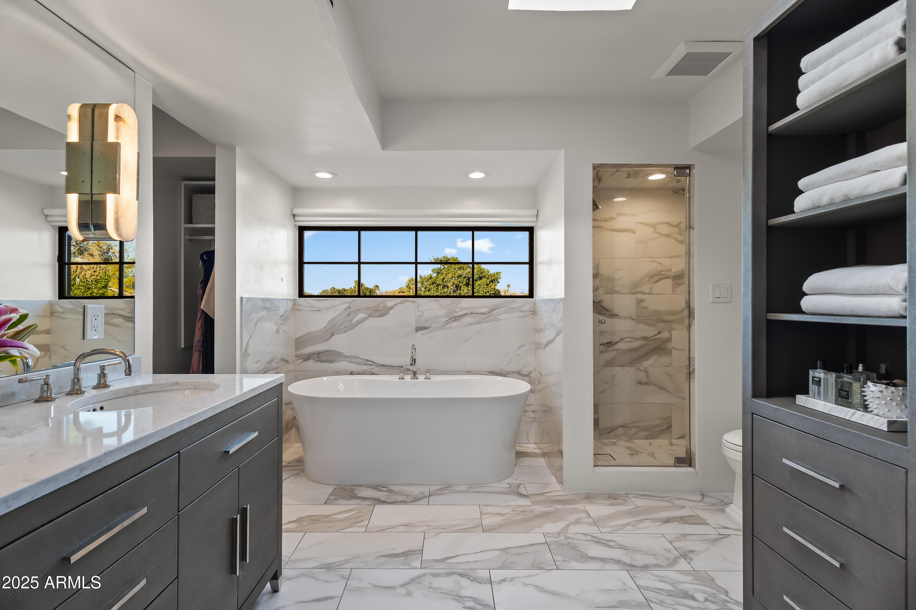 5101 N CASA BLANCA Drive 25