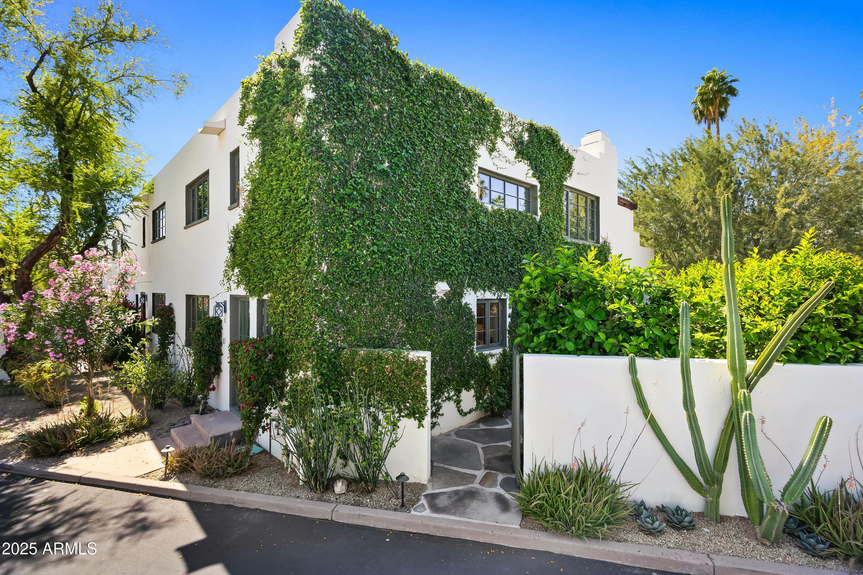 5101 N CASA BLANCA Drive 25
