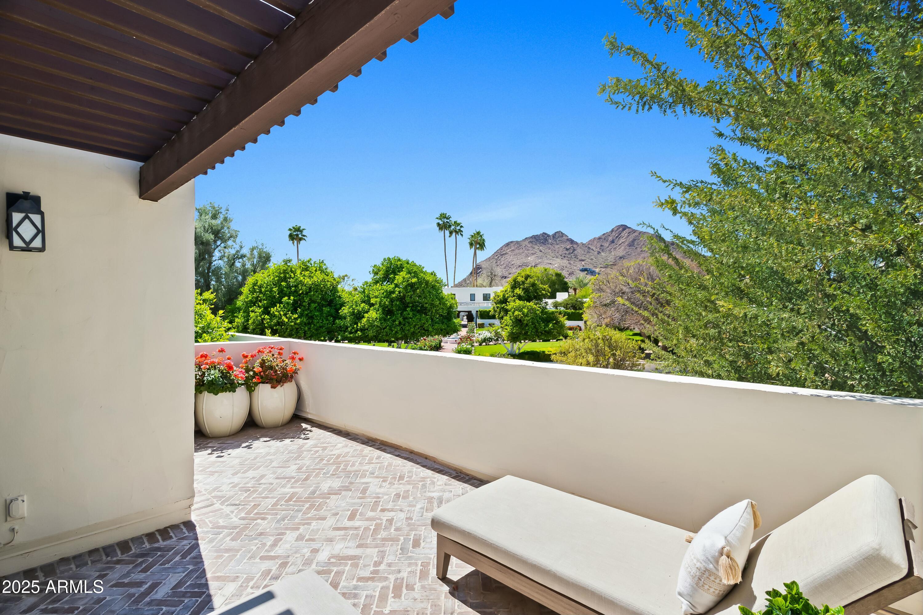 5101 N CASA BLANCA Drive 25
