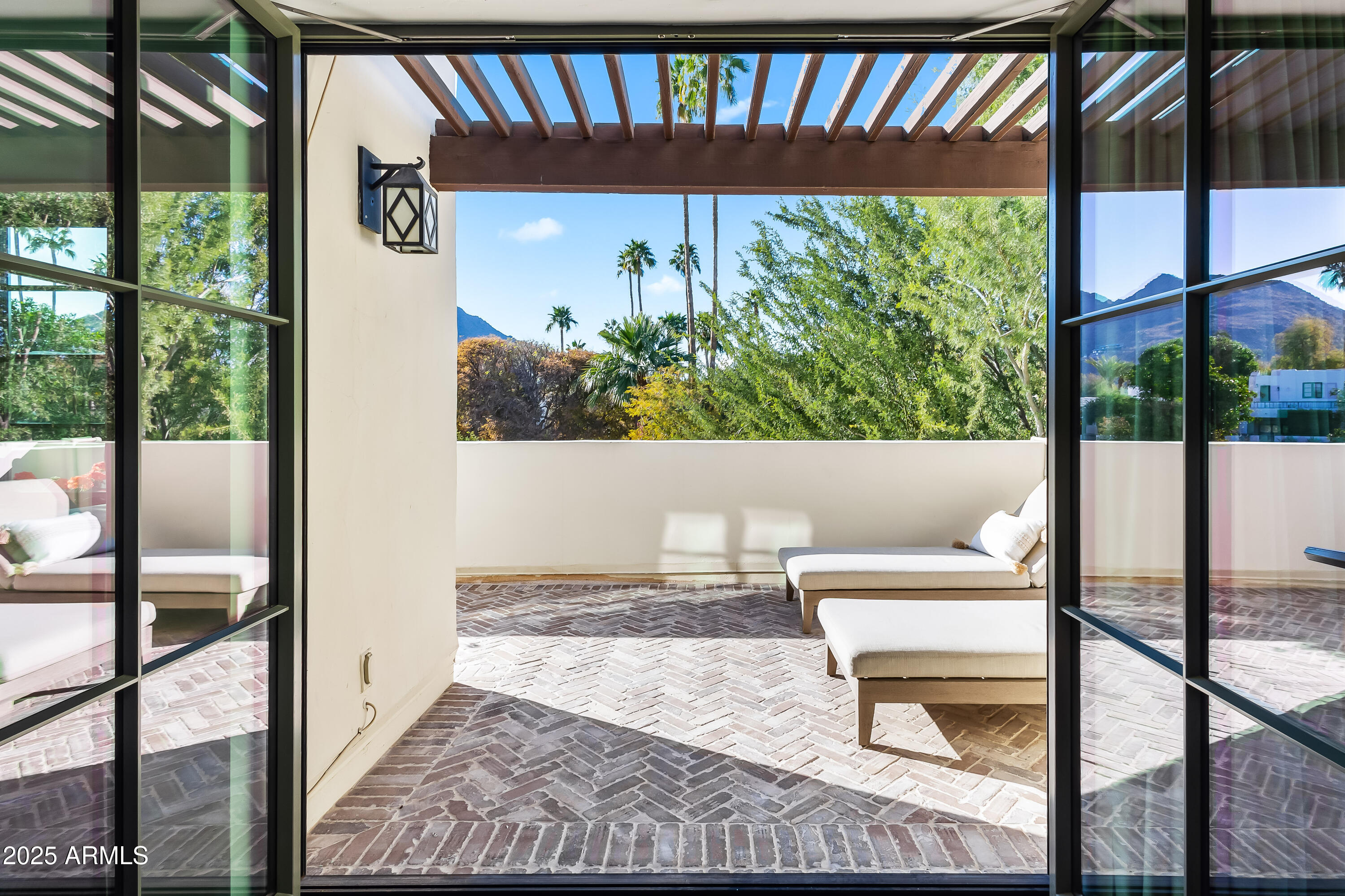 5101 N CASA BLANCA Drive 25
