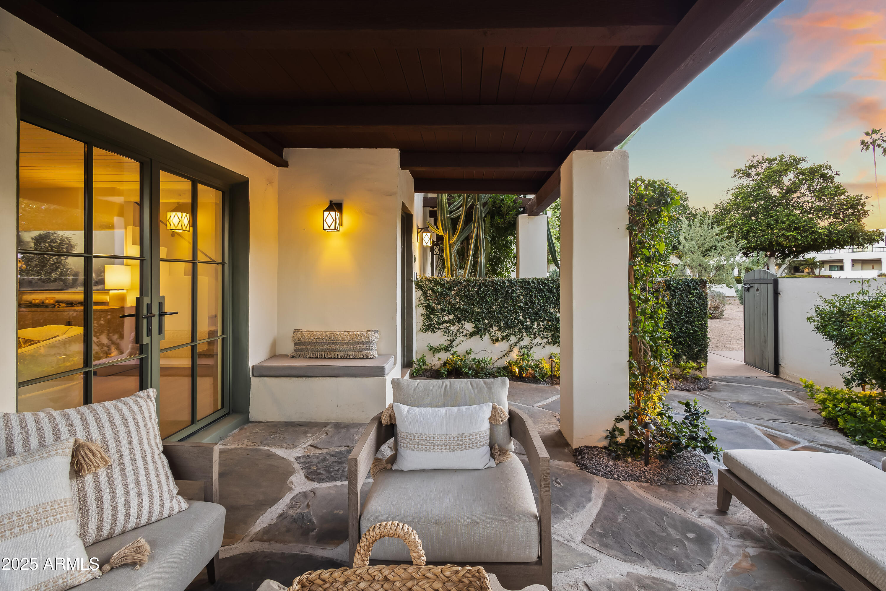 5101 N CASA BLANCA Drive 25
