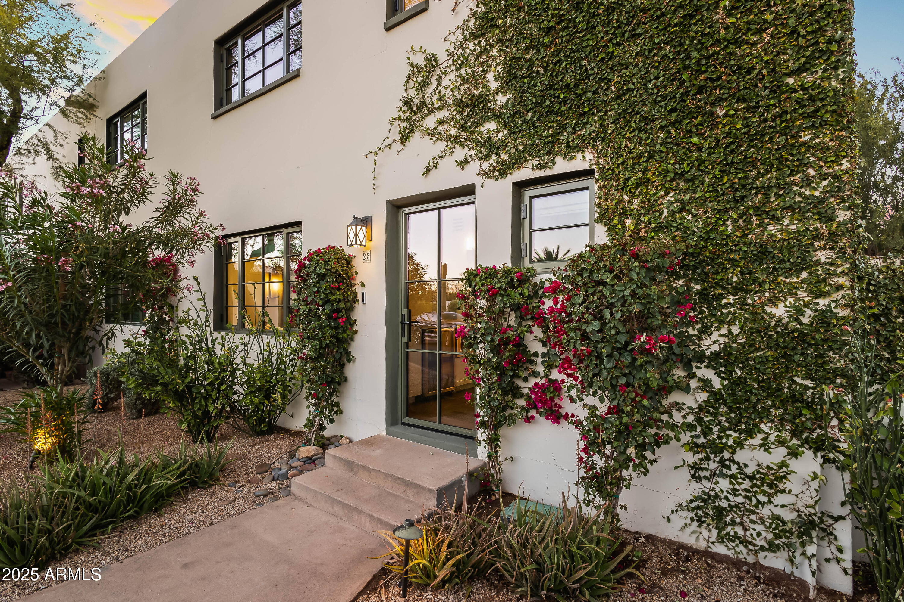 5101 N CASA BLANCA Drive 25