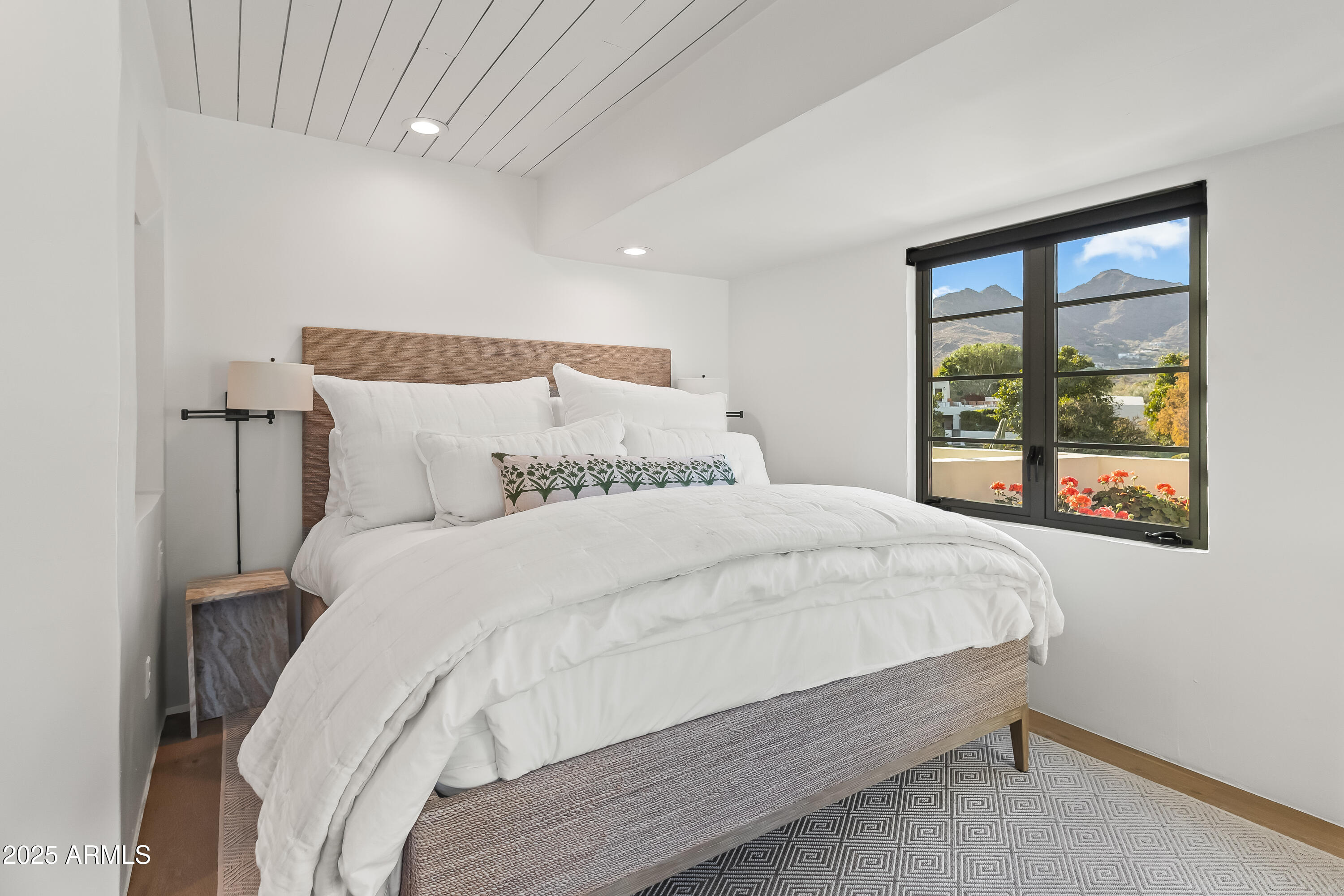 5101 N CASA BLANCA Drive 25