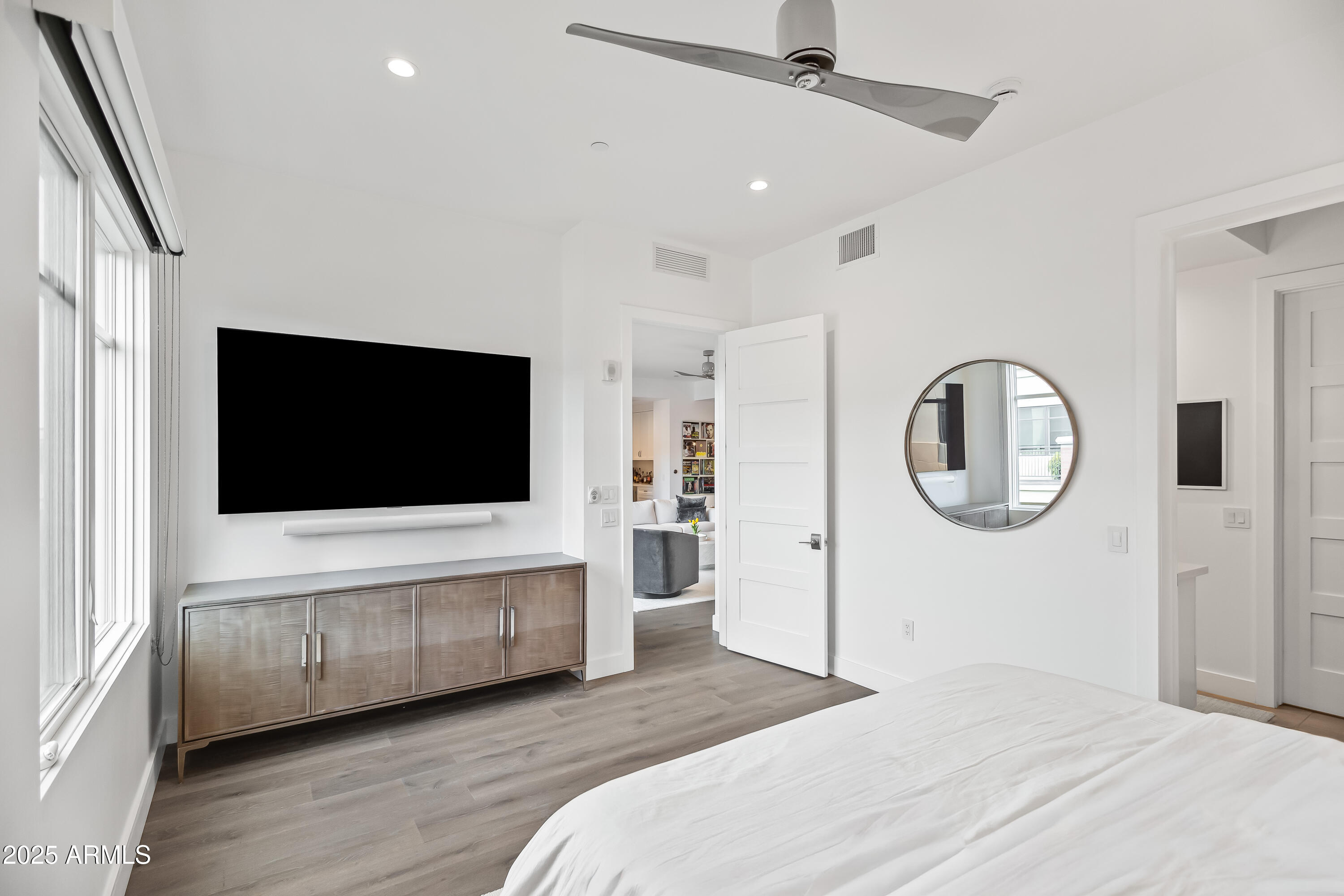 6166 N SCOTTSDALE Road A4004