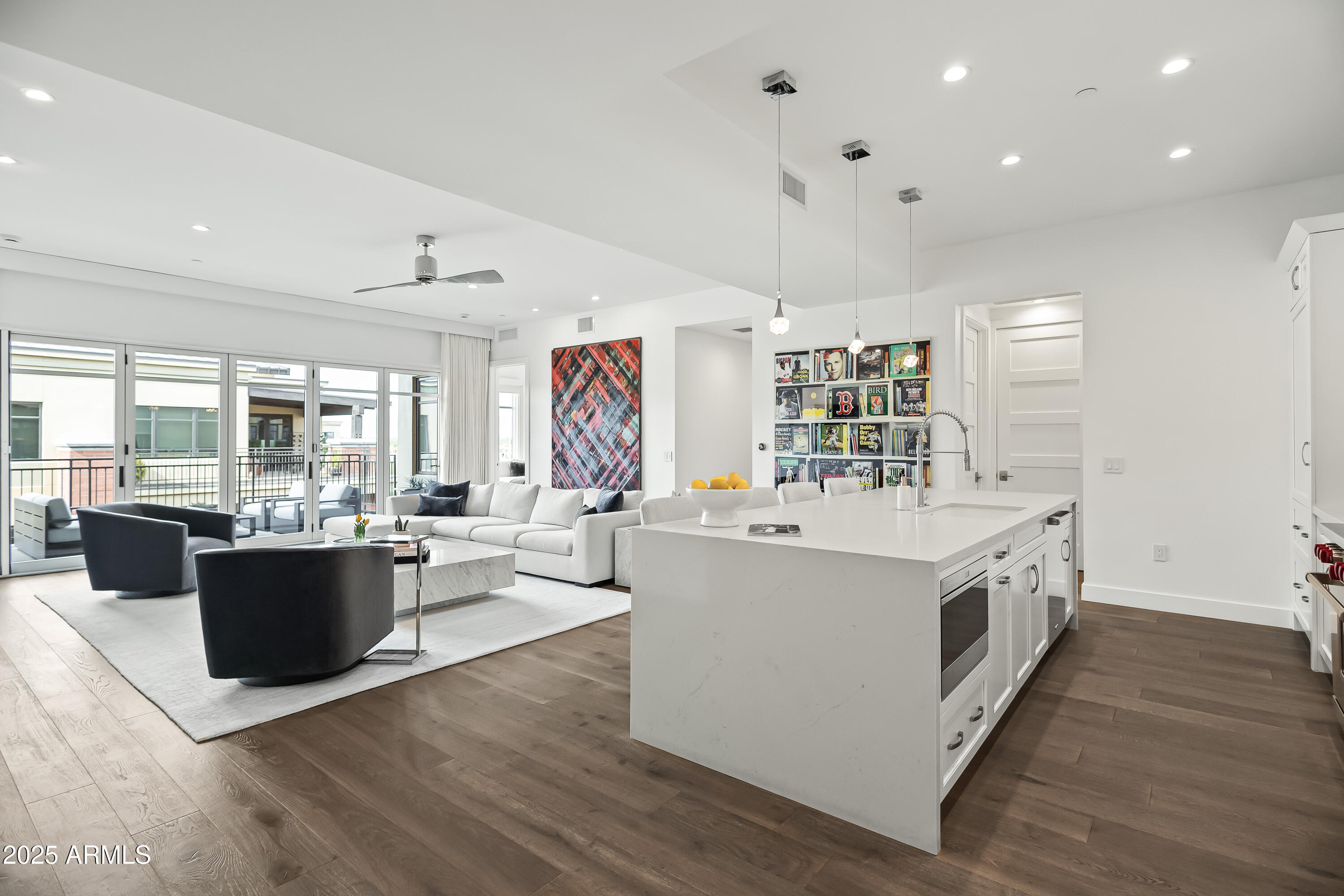 6166 N SCOTTSDALE Road A4004