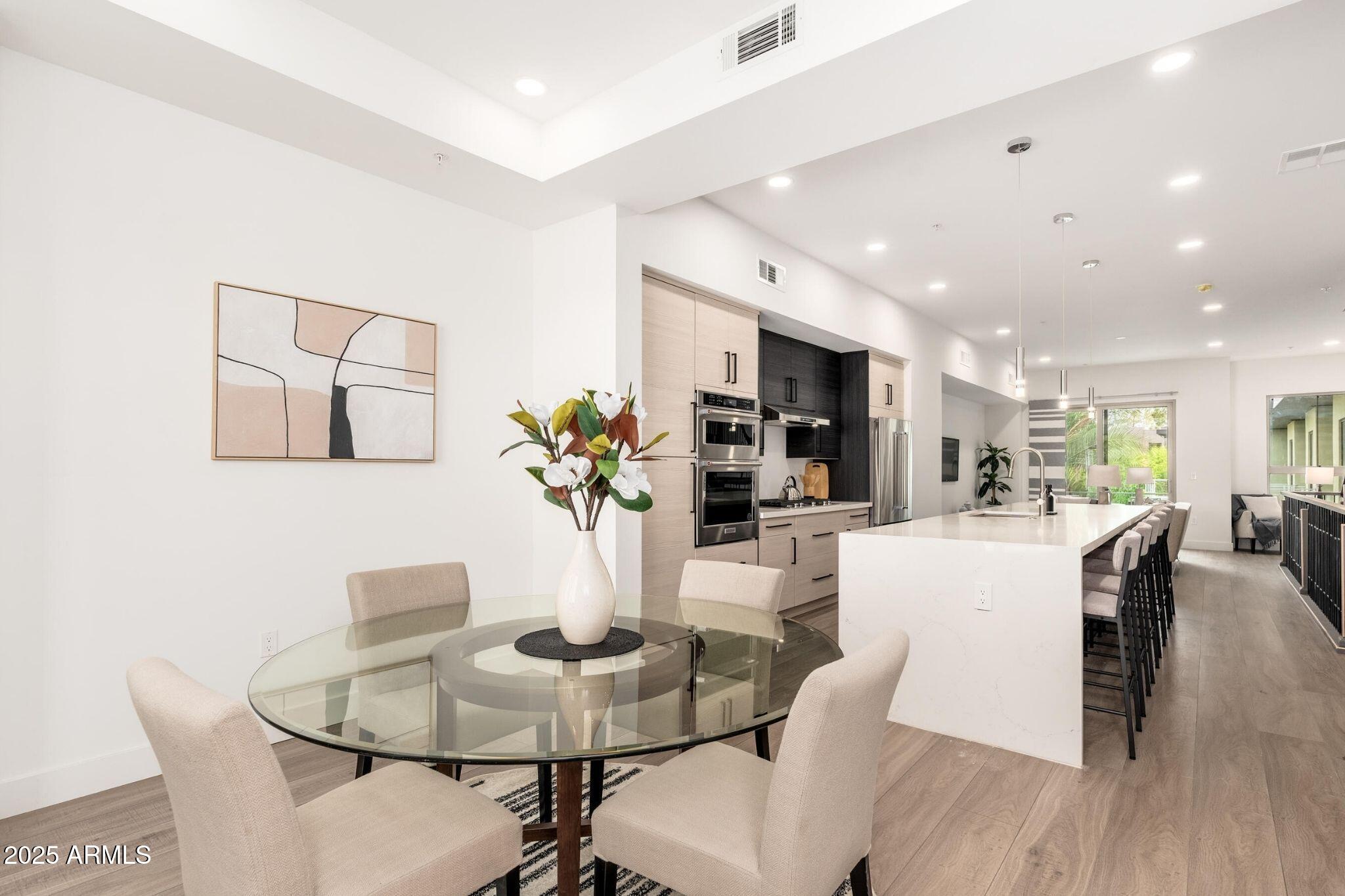 7788 E MAIN Street, 1001