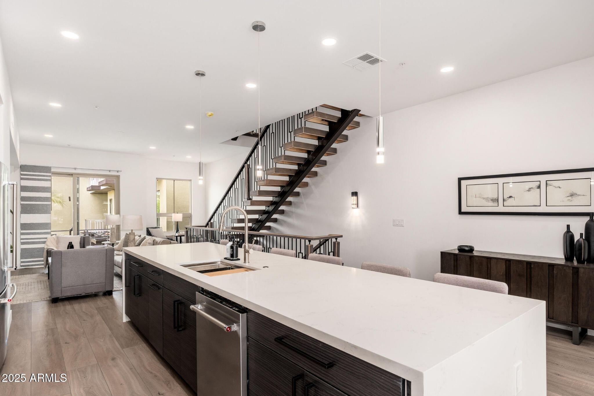 7788 E MAIN Street, 1001