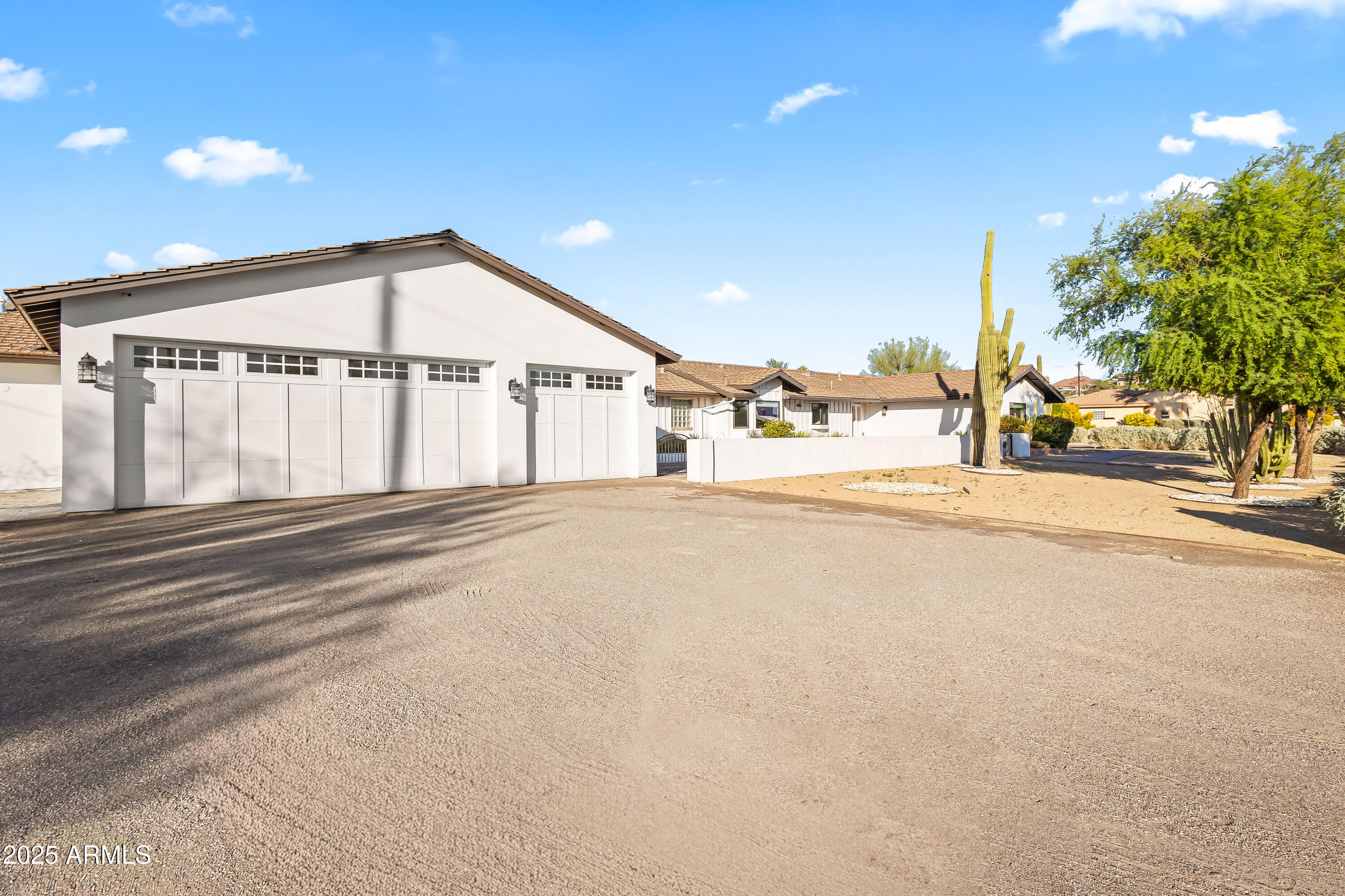 4142 E STANFORD Drive