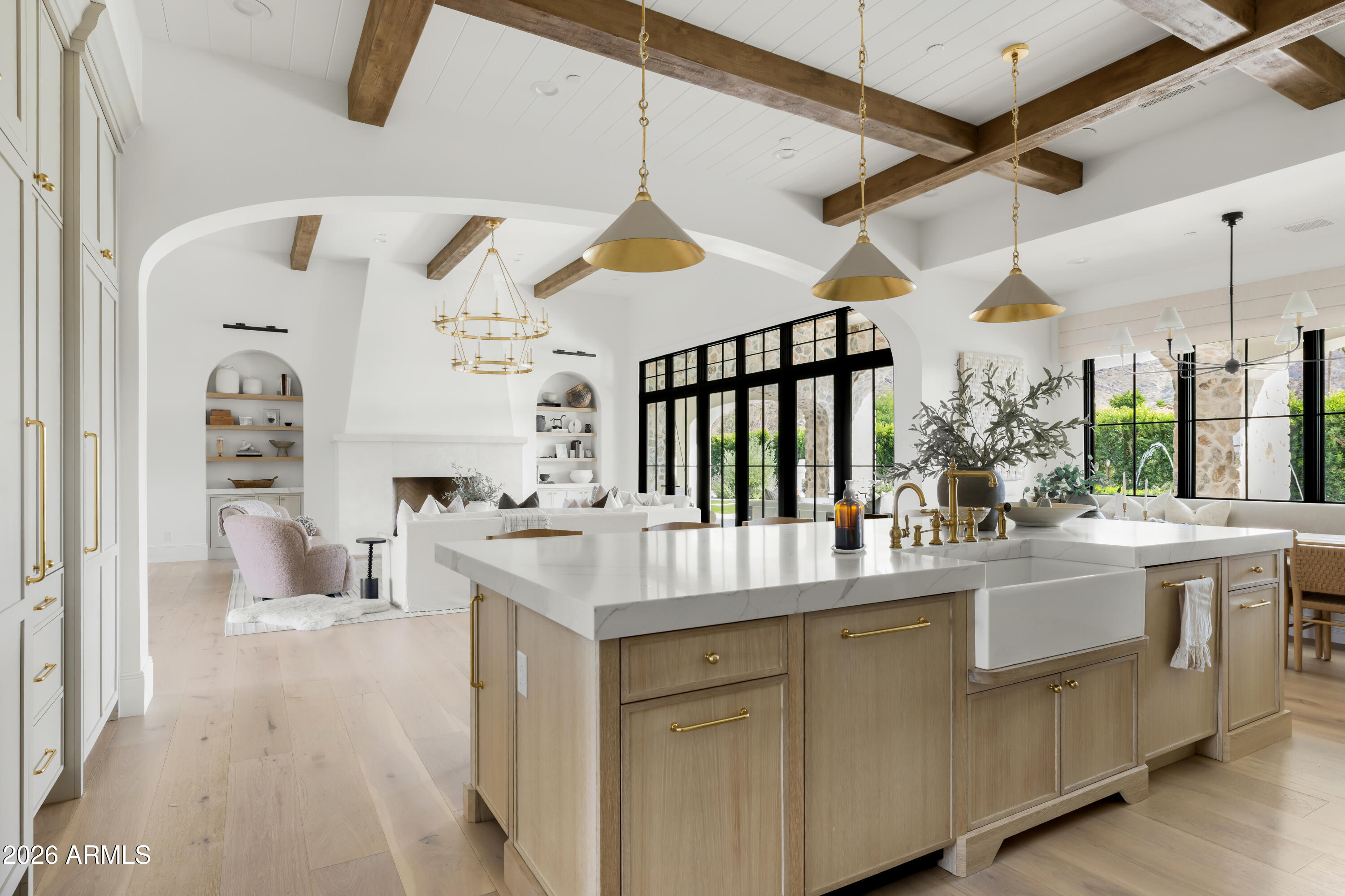 5131 E BUTLER Drive