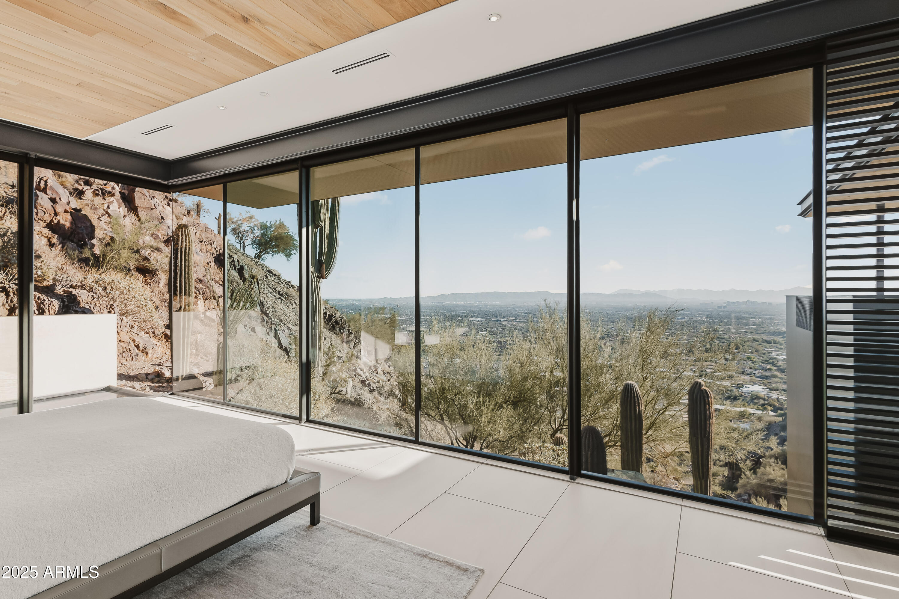 4301 E UPPER RIDGE Way